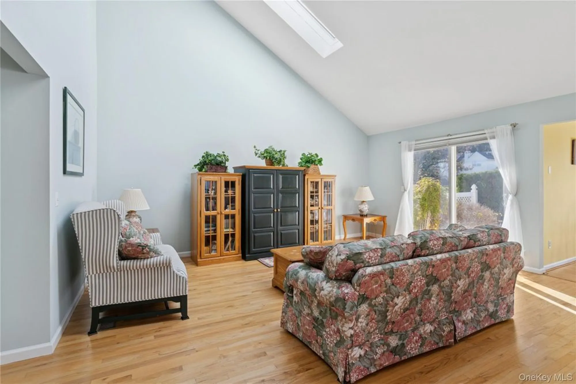 Property Slideshow image 8 of 26 | 53 goose neck ln, Riverhead, NY, 11901