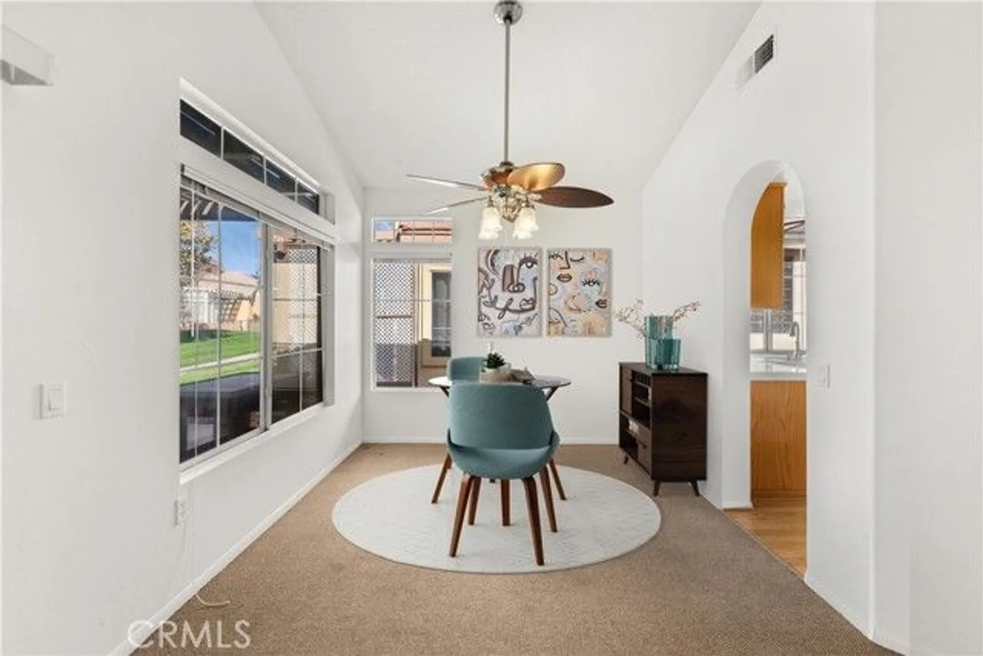 Property Slideshow image 13 of 60 | 19598 rolling green dr, Apple Valley, CA, 92308