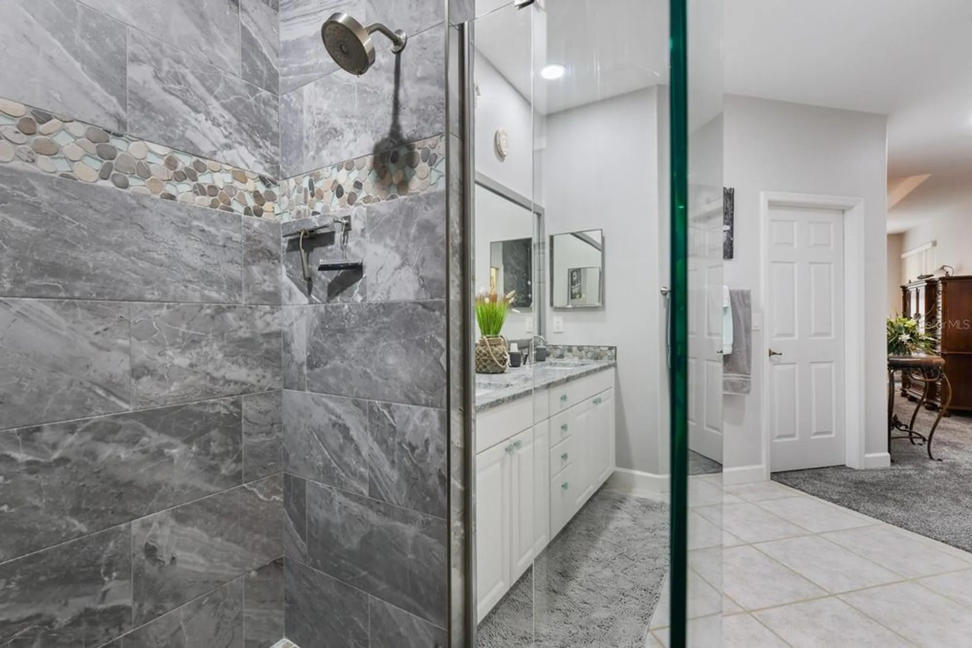 Property Slideshow image 30 of 61 | 3328 sunset key cir d, Punta Gorda, FL, 33955