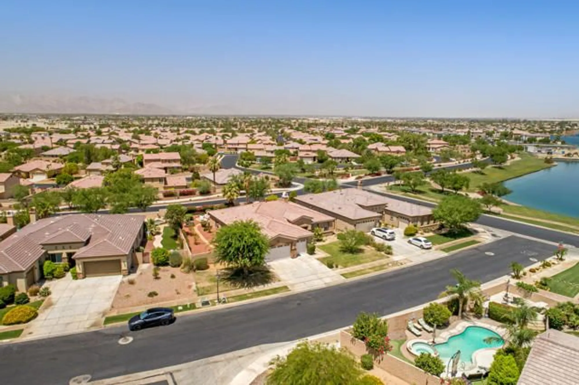 Property Slideshow image 38 of 53 | 43597 spiaggia pl, Indio, CA, 92203