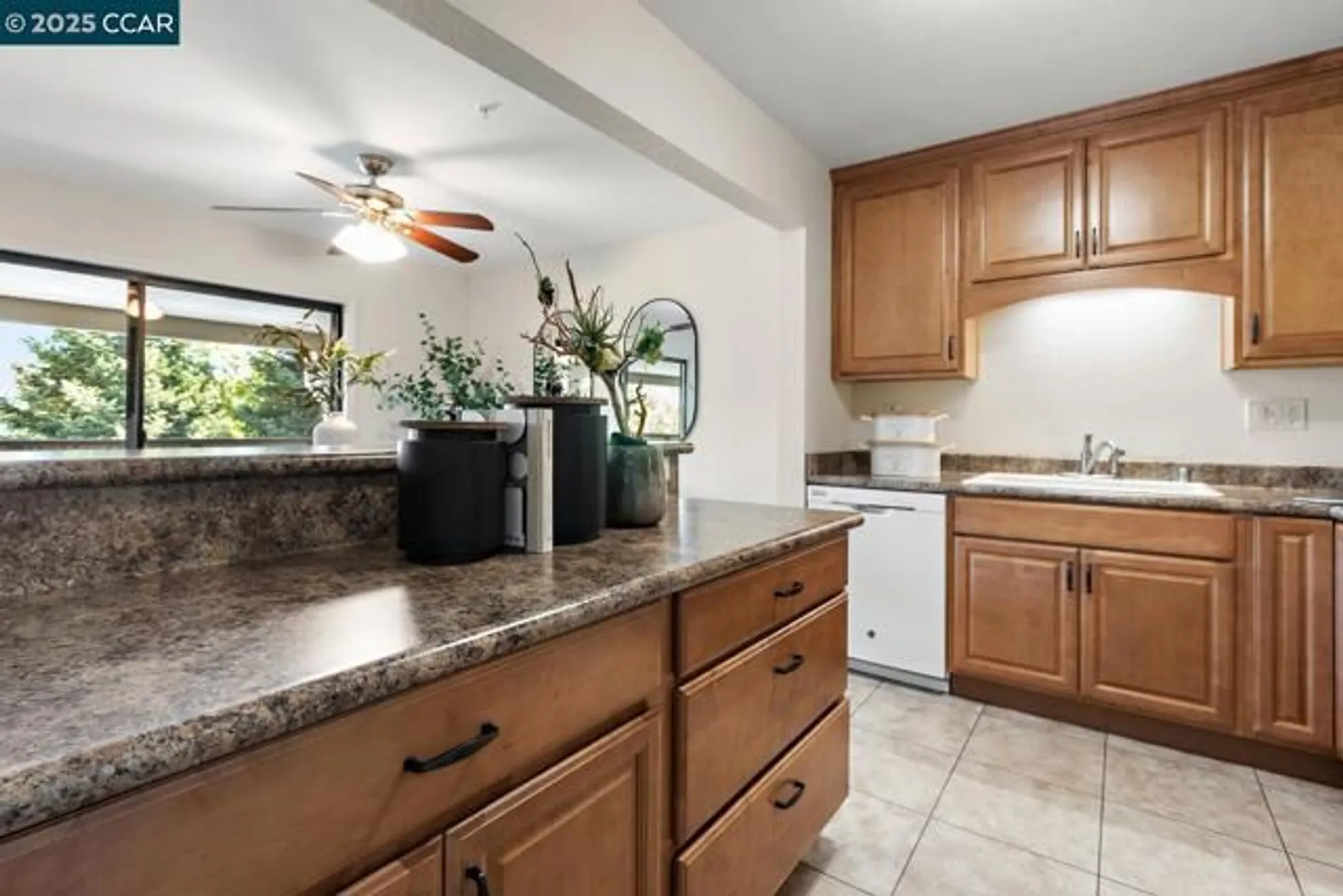 Property Slideshow image 15 of 60 | 1209 running springs rd apt 3, Walnut Creek, CA, 94595