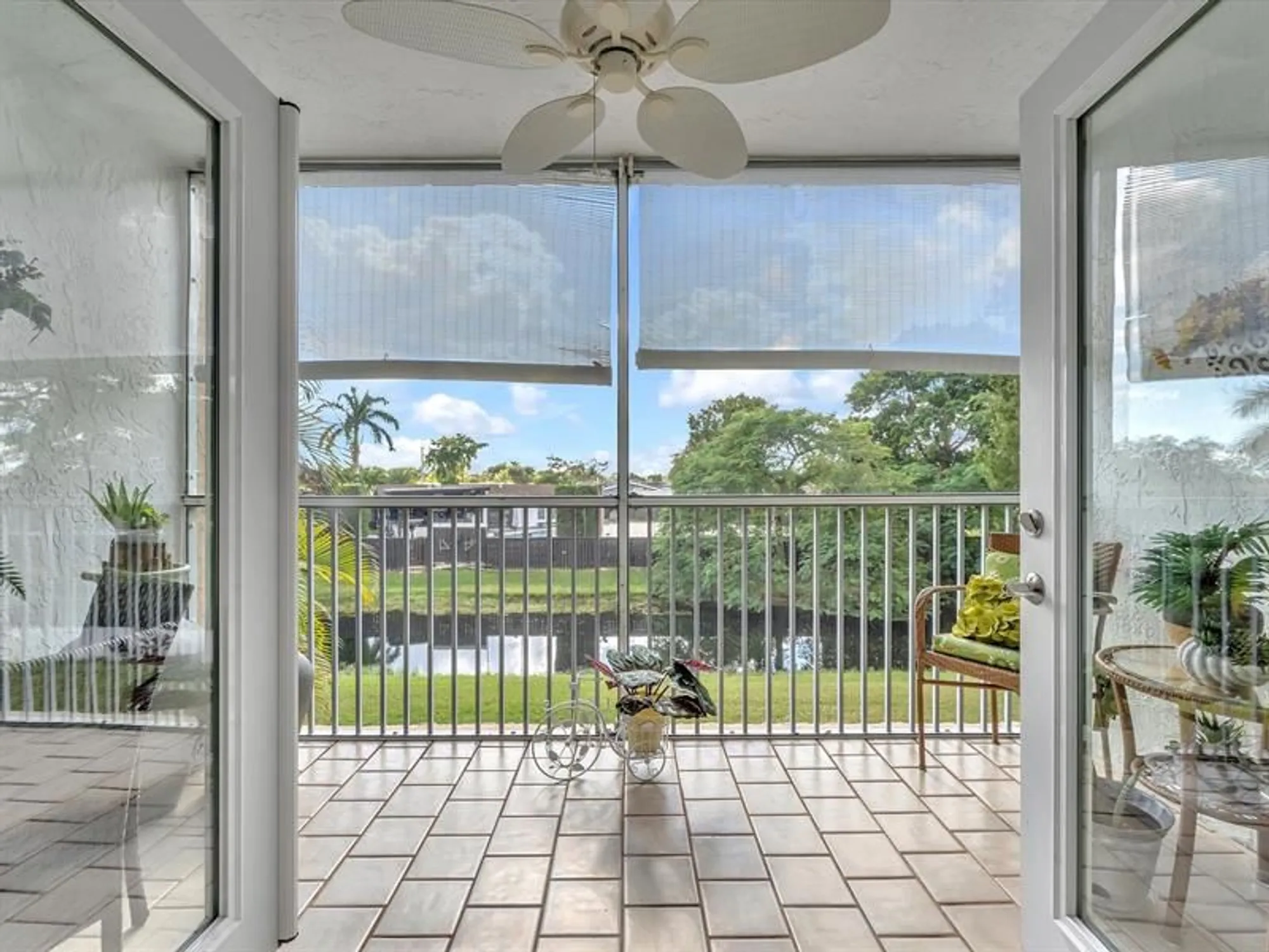 Property Slideshow image 16 of 25 | 6770 royal palm blvd apt 205, Margate, FL, 33063