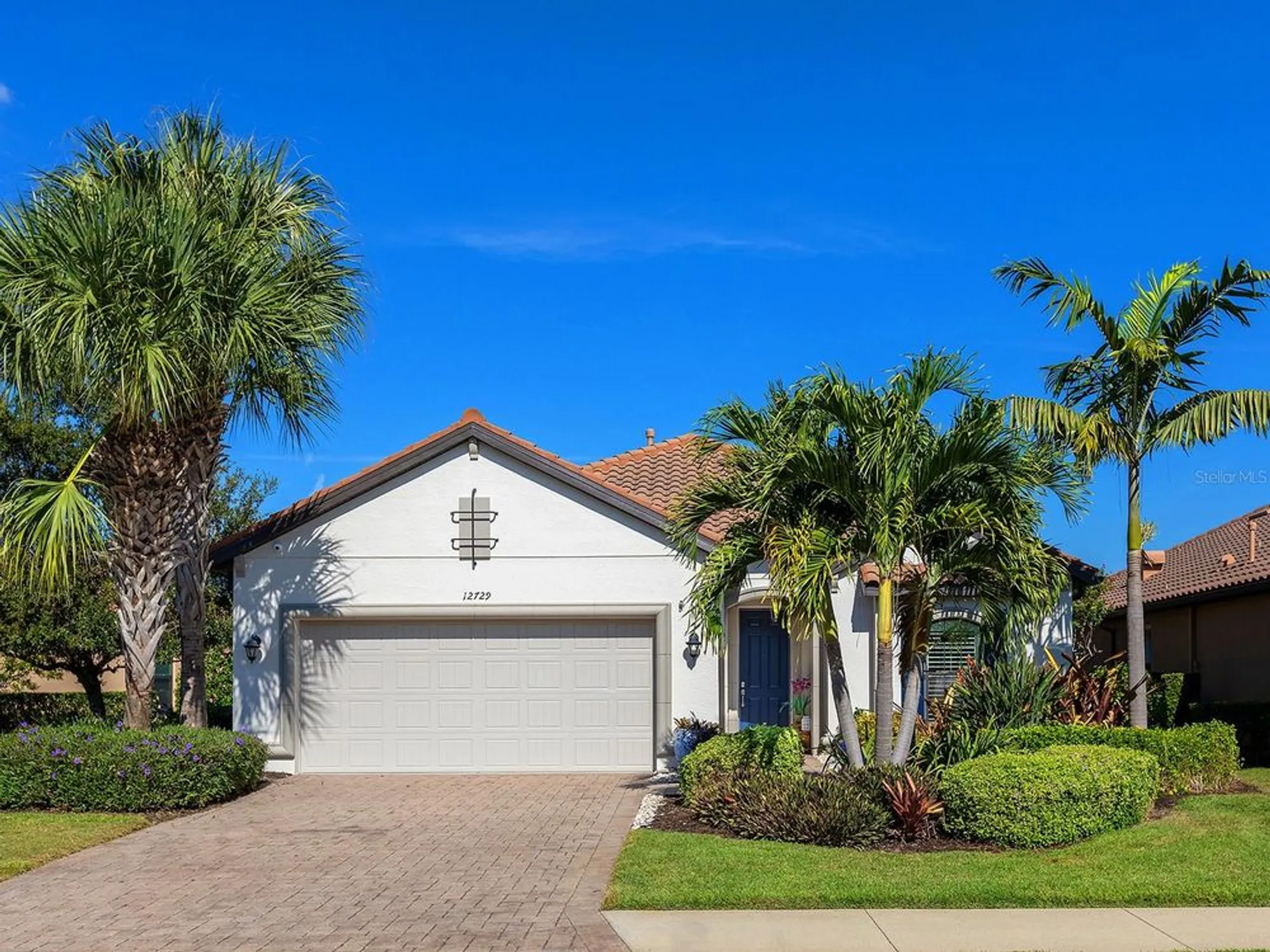 Property Slideshow image 9 of 81 | 12729 fontana loop, Lakewood Ranch, FL, 34211