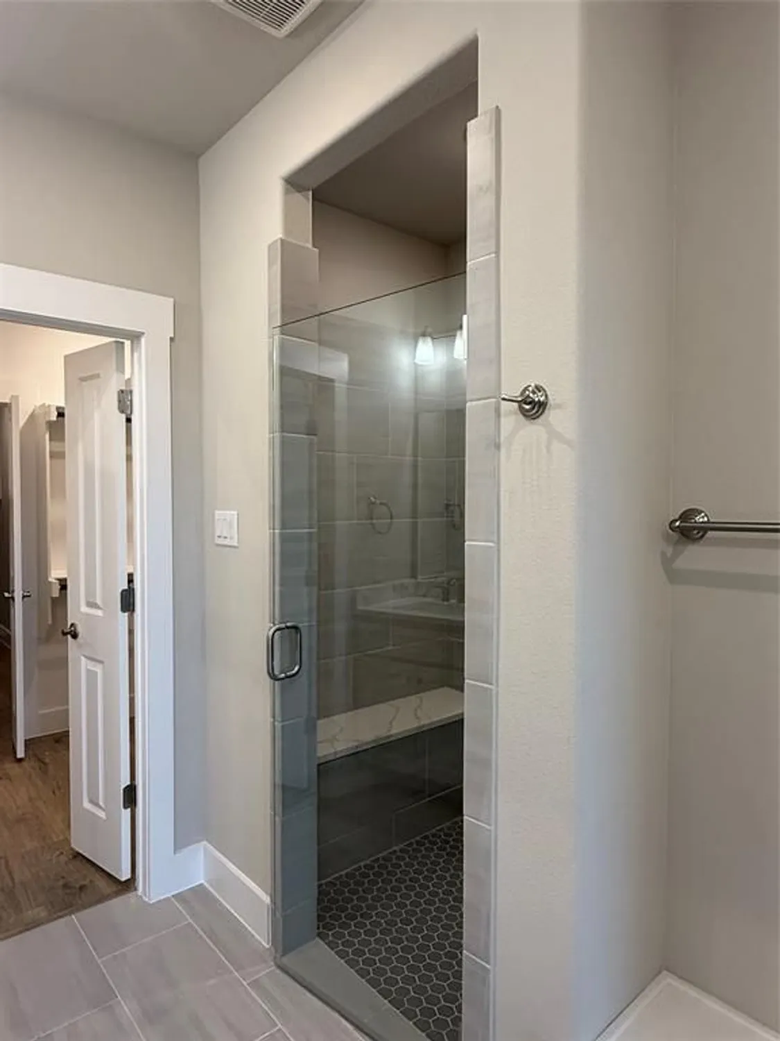 Property Slideshow image 8 of 10 | 2512 nueva way, Mansfield, TX, 76063