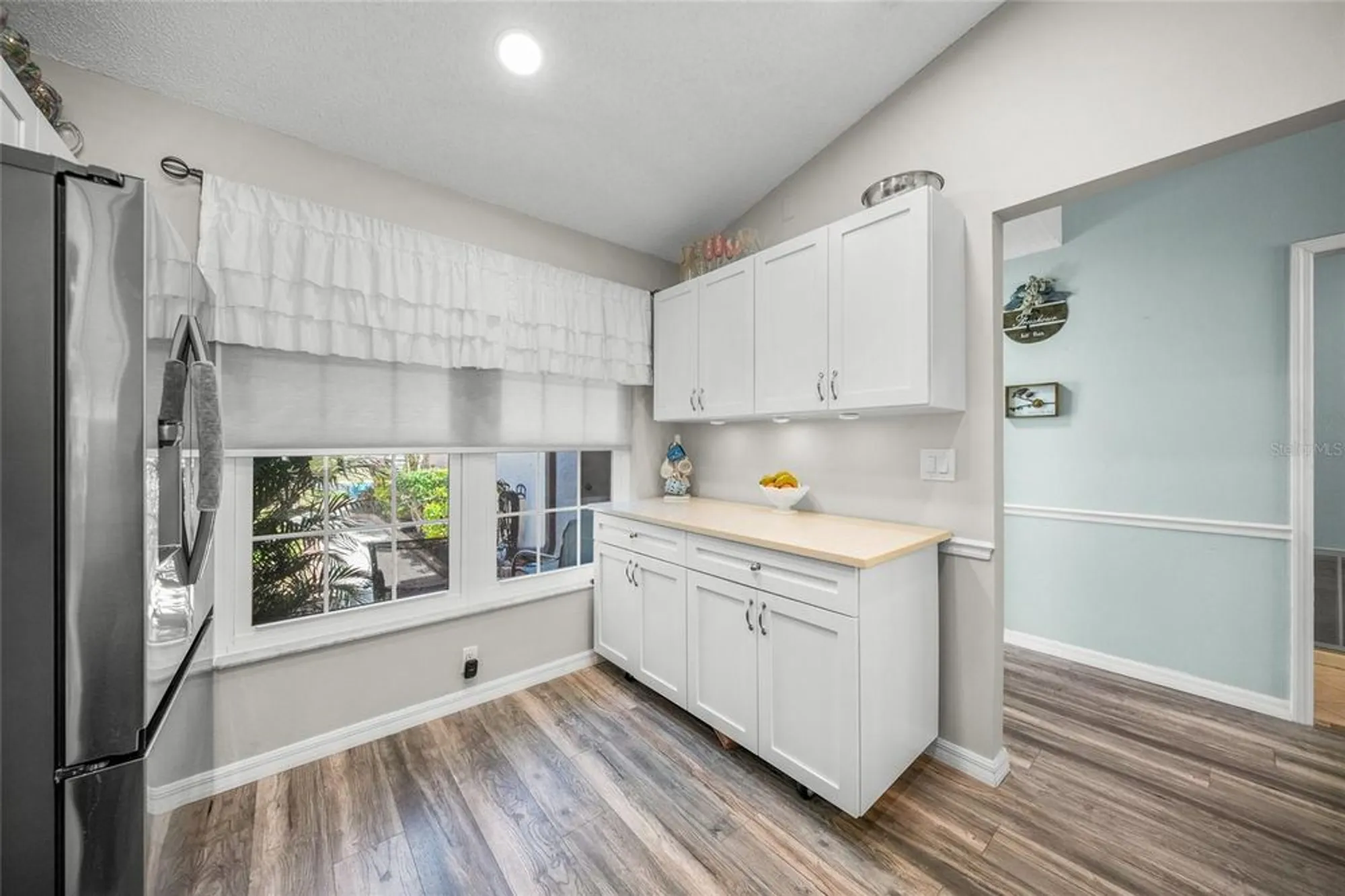 Property Slideshow image 15 of 51 | 5958 clubside dr, Sarasota, FL, 34243