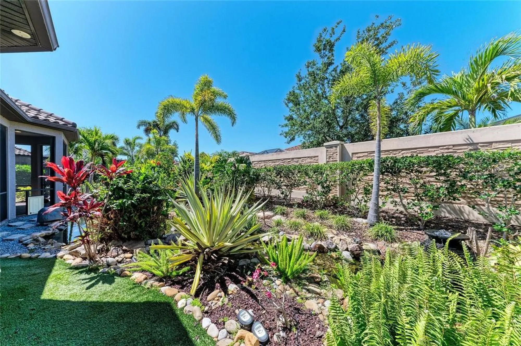 Property Slideshow image 43 of 70 | 4908 tivoli run, Bradenton, FL, 34211