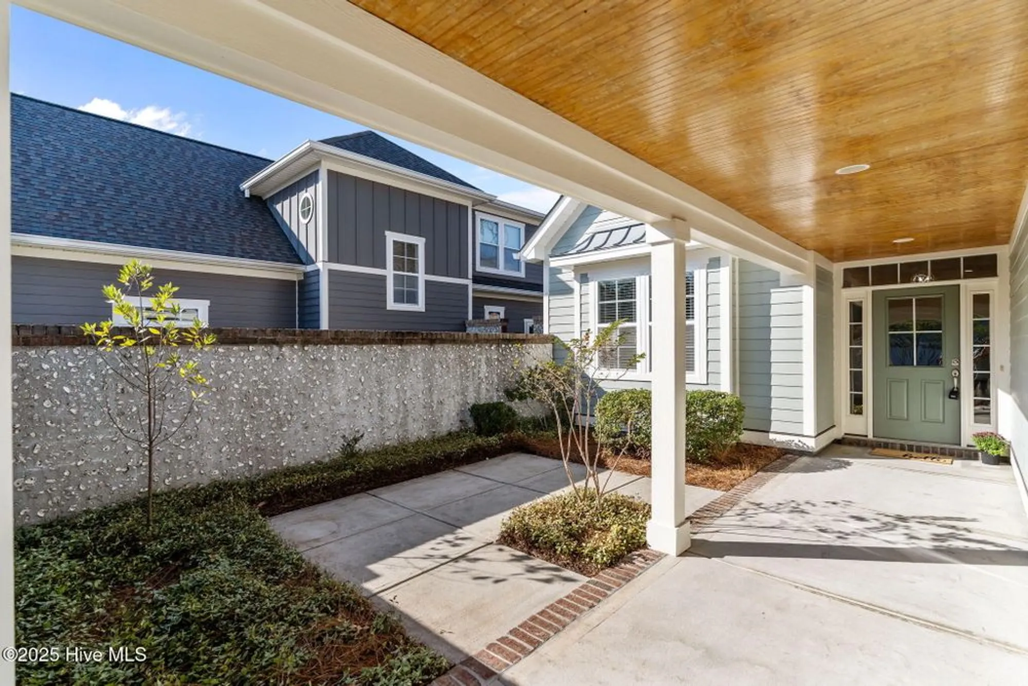 Property Slideshow image 4 of 88 | 6097 shore park dr, Leland, NC, 28451
