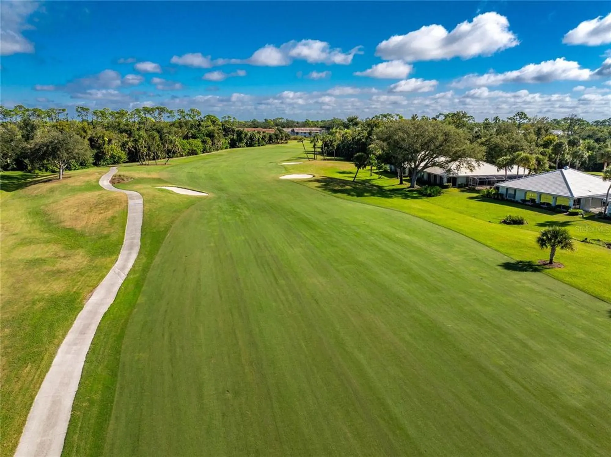 Property Slideshow image 5 of 77 | 810 carnoustie dr, Venice, FL, 34293