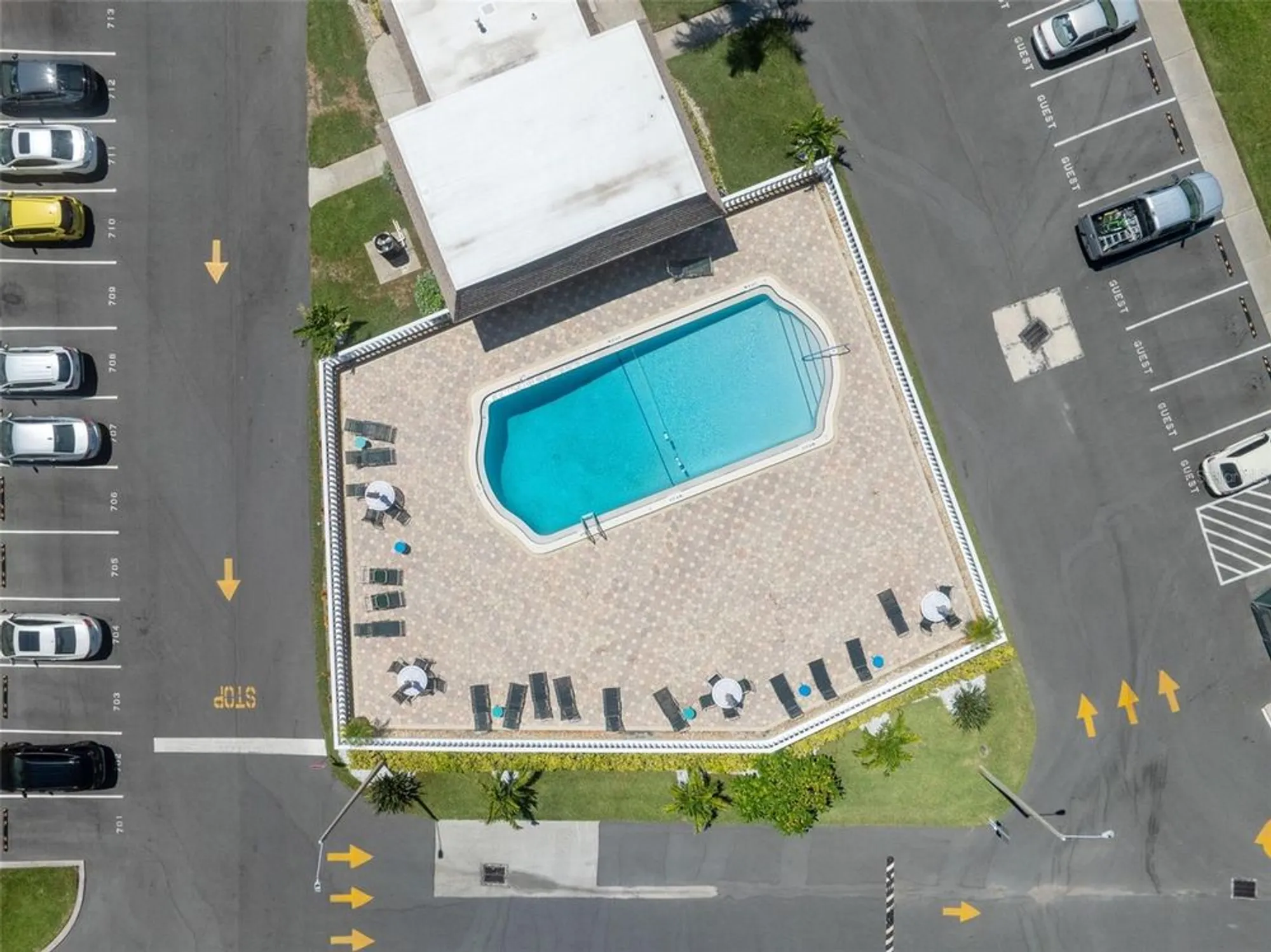 Property Slideshow image 33 of 38 | 1250 s pinellas ave 910, Tarpon Springs, FL, 34689