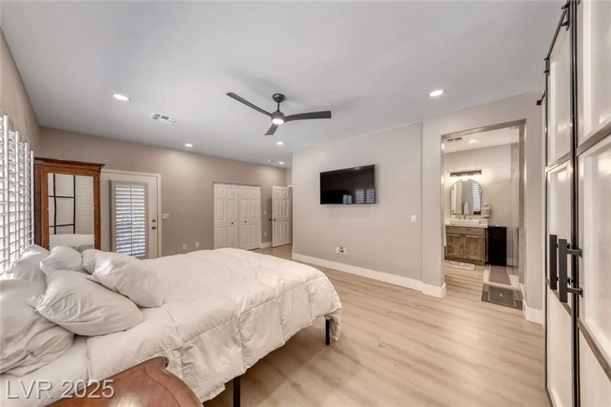 Property Slideshow image 24 of 50 | 3001 walnut park ct, Henderson, NV, 89052