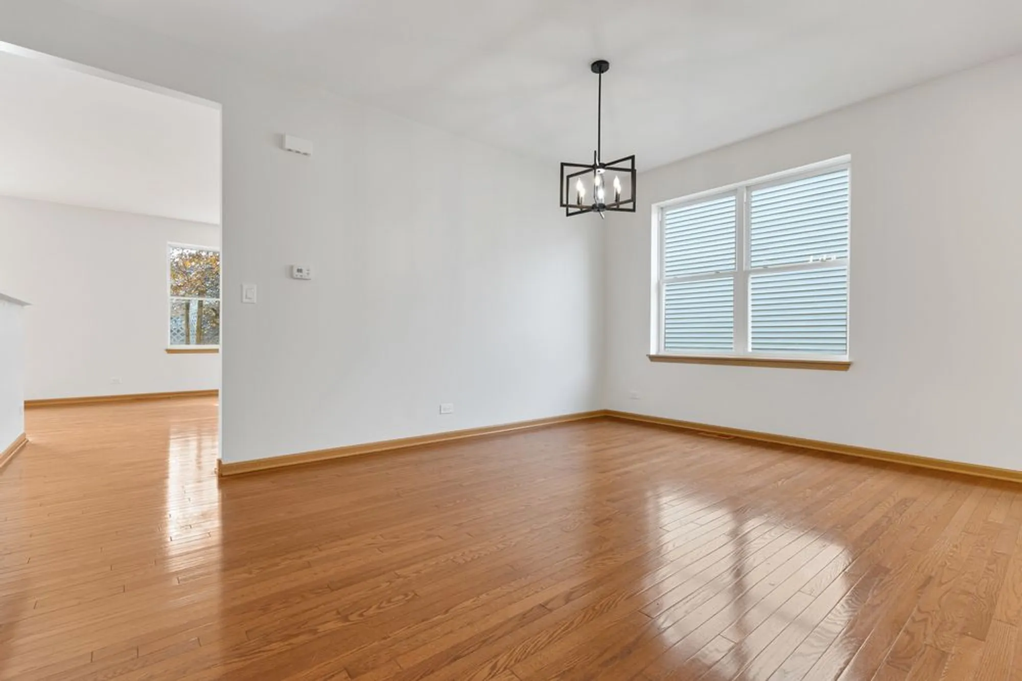 Property Slideshow image 7 of 33 | 786 bohannon cir, Oswego, IL, 60543