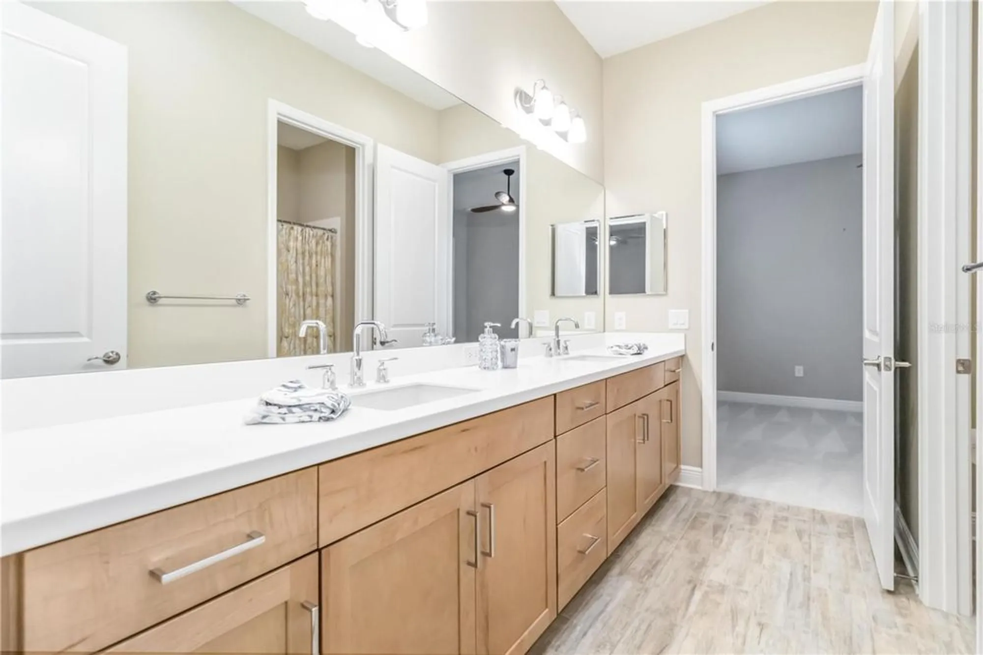 Property Slideshow image 25 of 59 | 21512 palatka dr, Venice, FL, 34293