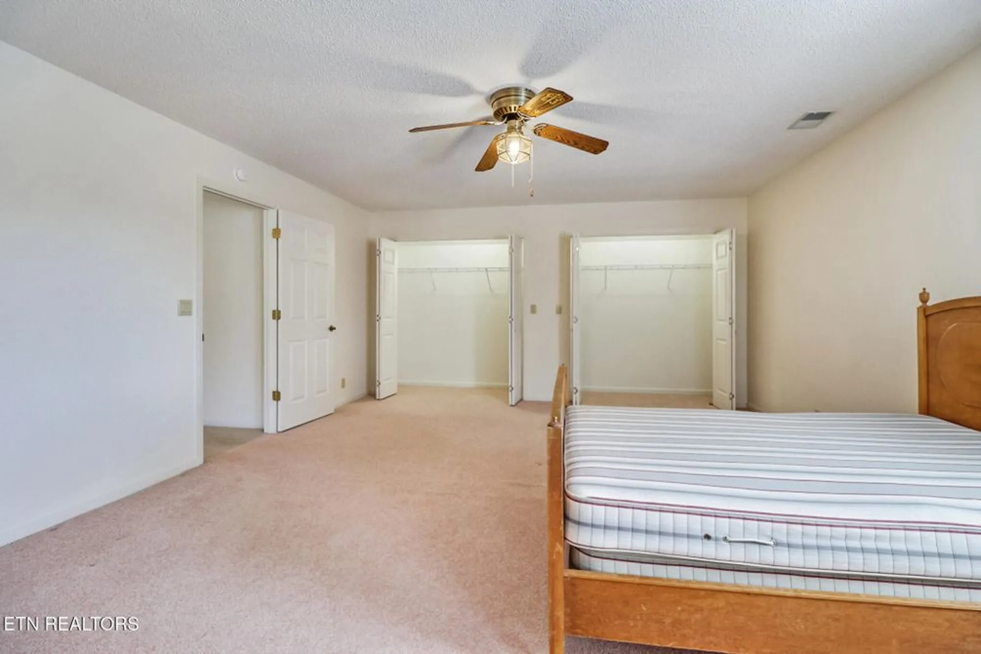 Property Slideshow image 47 of 55 | 11 kingsboro ln, Crossville, TN, 38558