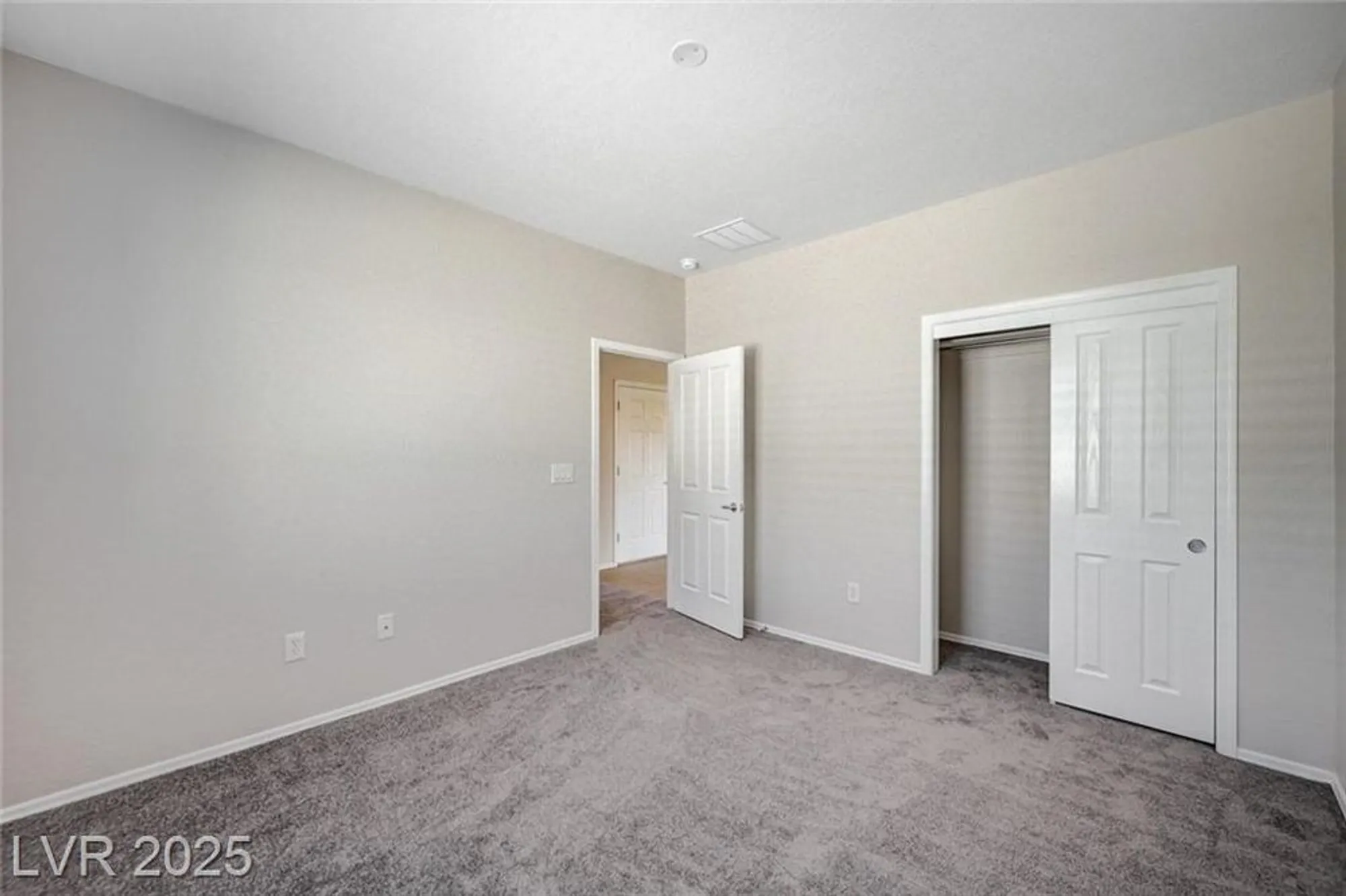 Property Slideshow image 32 of 37 | 2499 capella star st, Henderson, NV, 89044