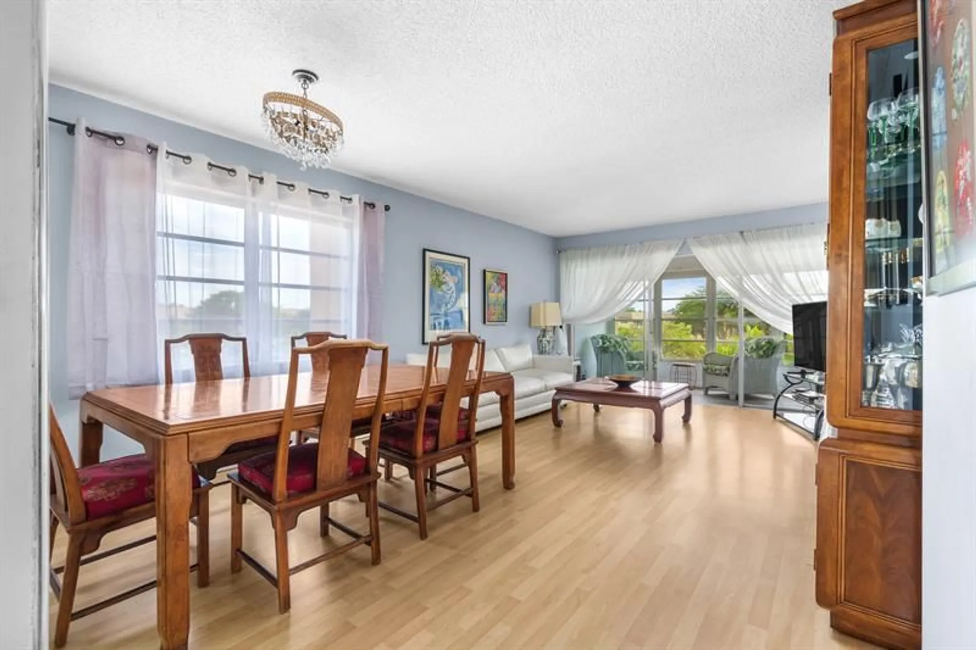 Property Slideshow image 13 of 58 | 5961 nw 61st ave apt 301, Tamarac, FL, 33319