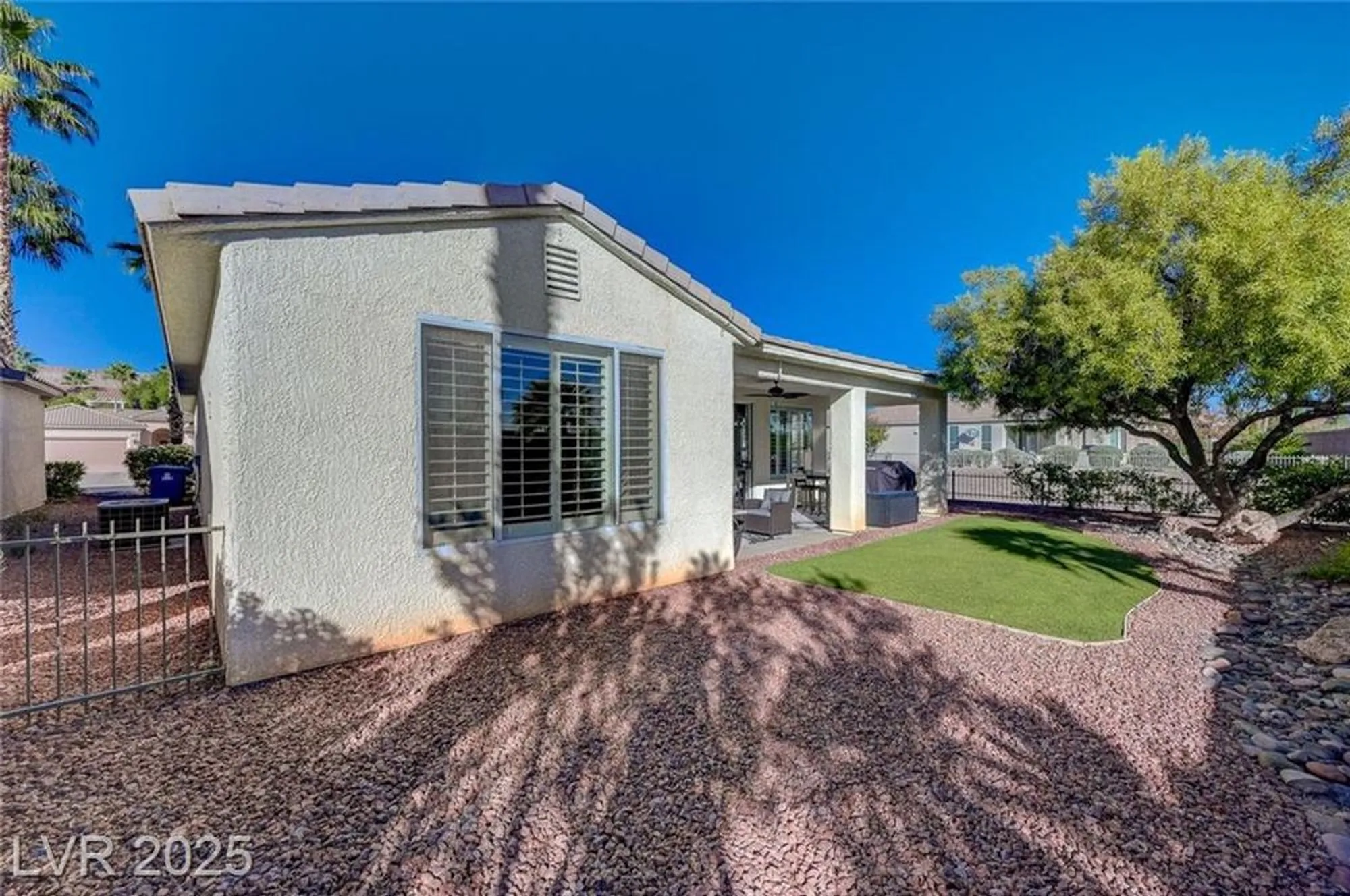 Property Slideshow image 35 of 72 | 4956 momenti st, Las Vegas, NV, 89135