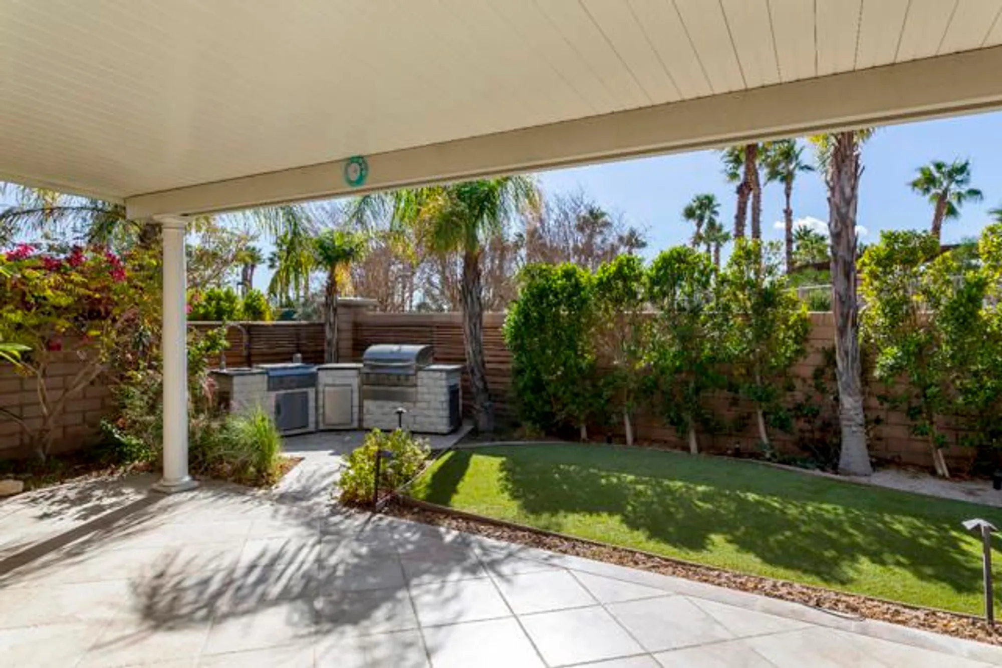 Property Slideshow image 22 of 54 | 1933 savanna way, Palm Springs, CA, 92262