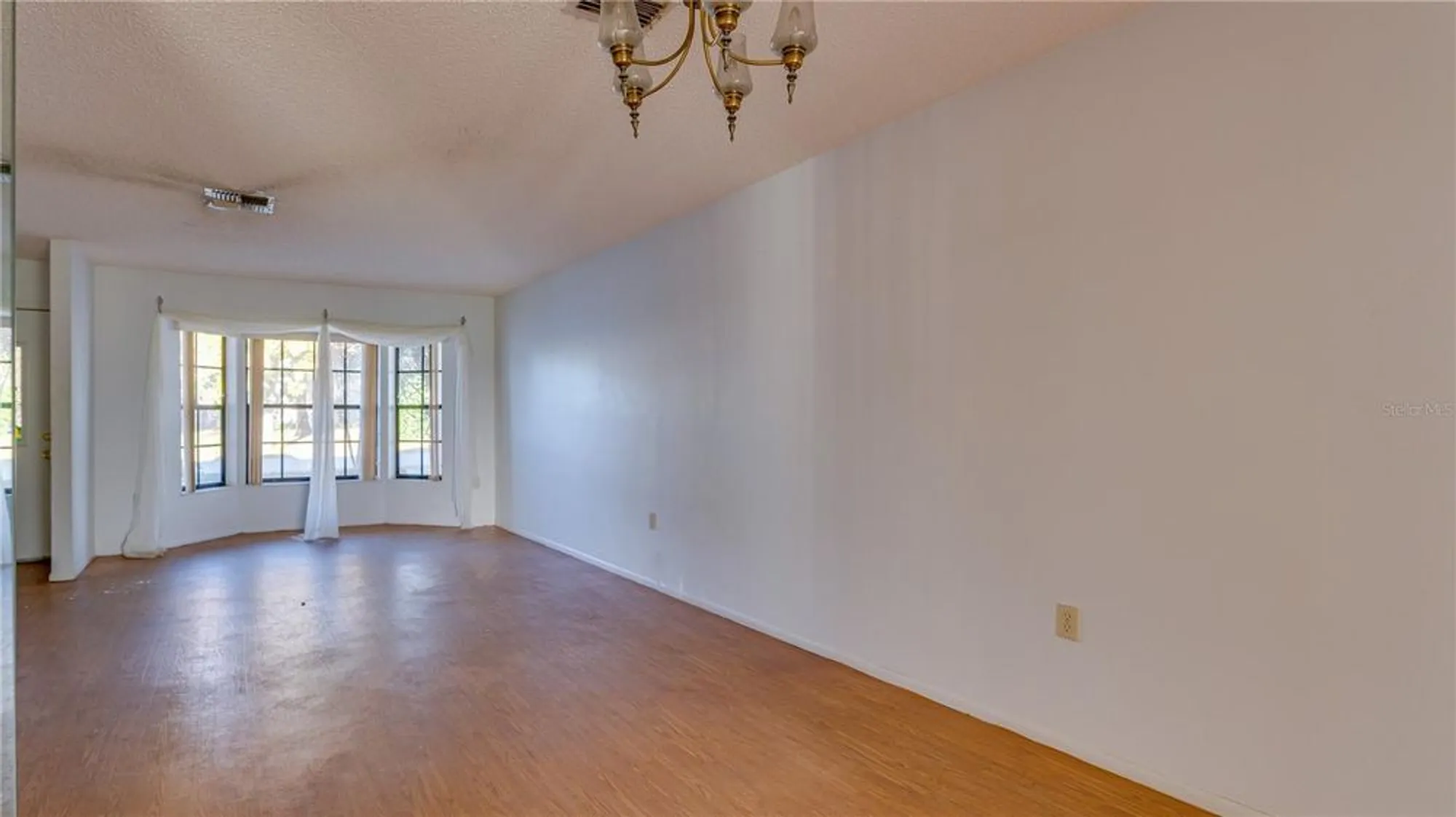 Property Slideshow image 22 of 39 | 10733 fallen leaf ln, Port Richey, FL, 34668