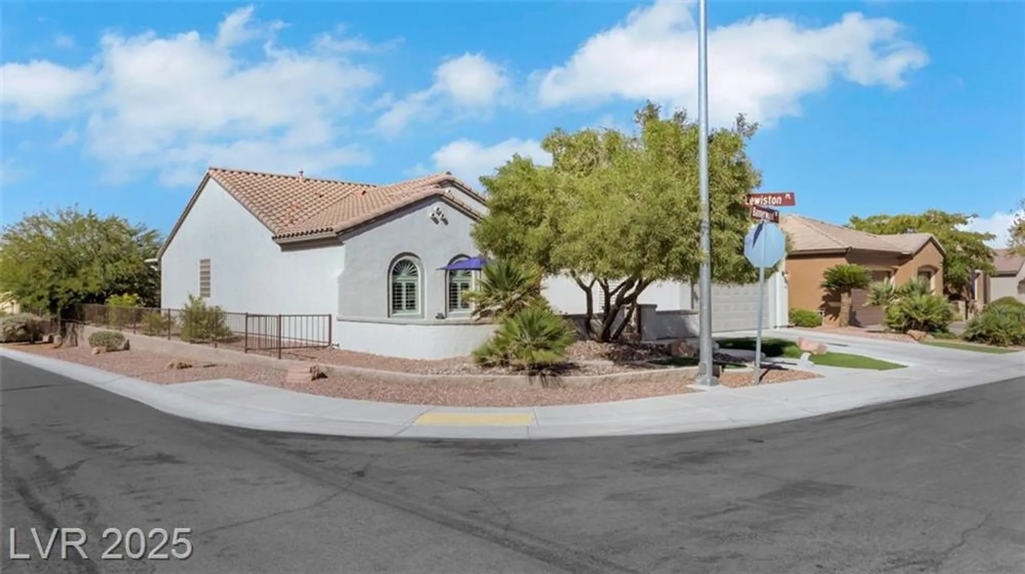 Property Slideshow image 7 of 64 | 2255 bannerwood st, Henderson, NV, 89044