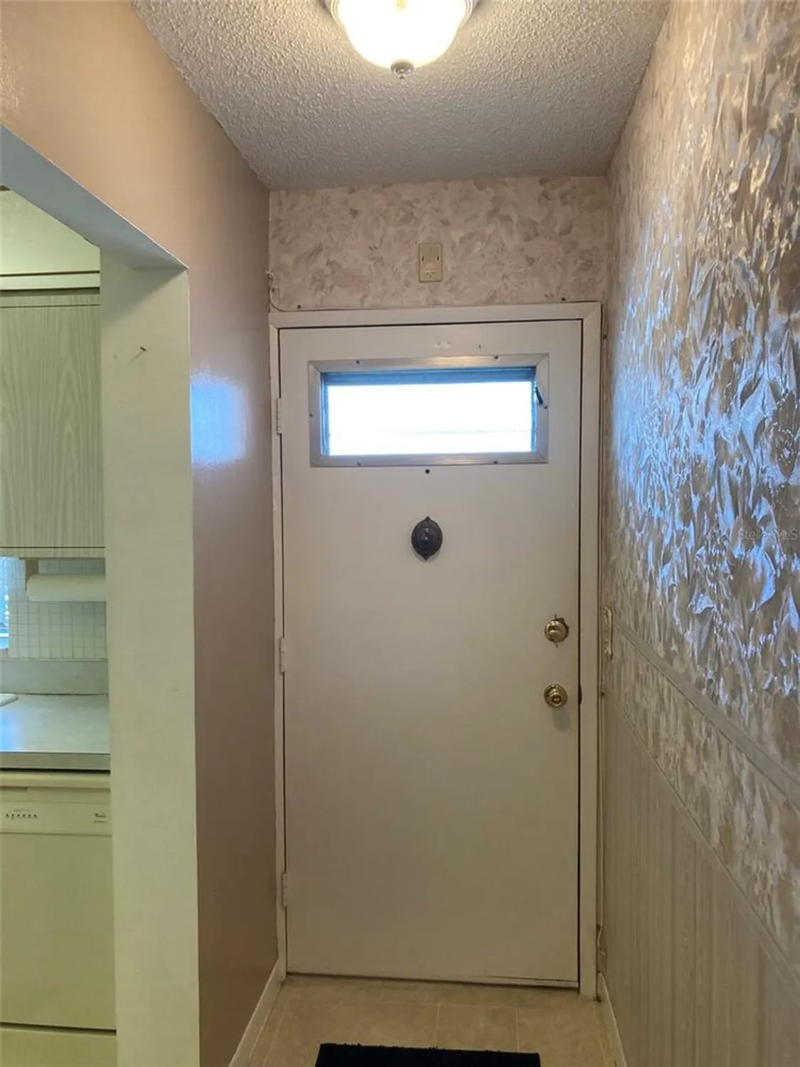 Property Slideshow image 5 of 59 | 5623 80th st n unit 314, St Petersburg, FL, 33709