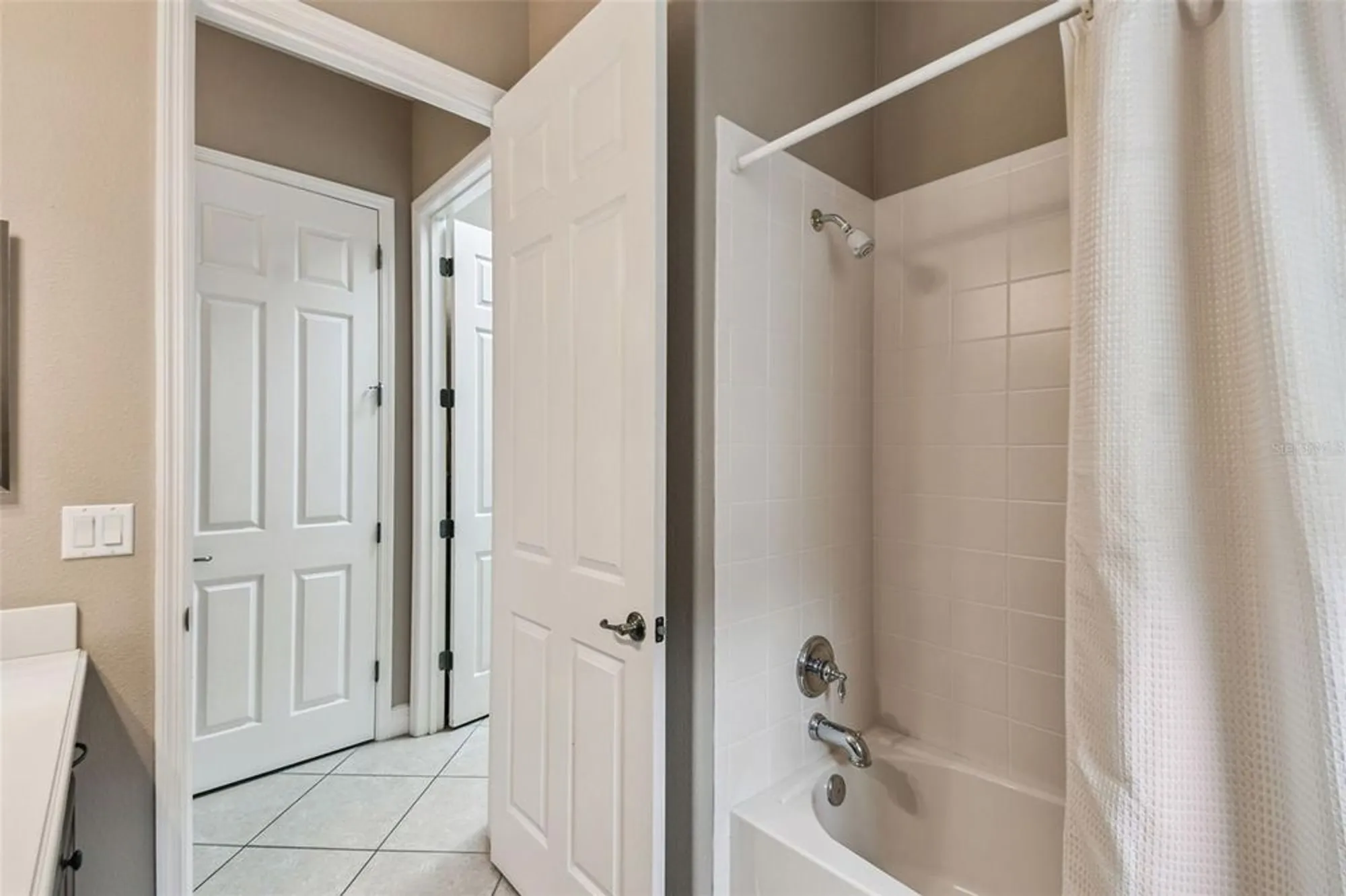 Property Slideshow image 32 of 59 | 861 bella viana rd, Kissimmee, FL, 34759