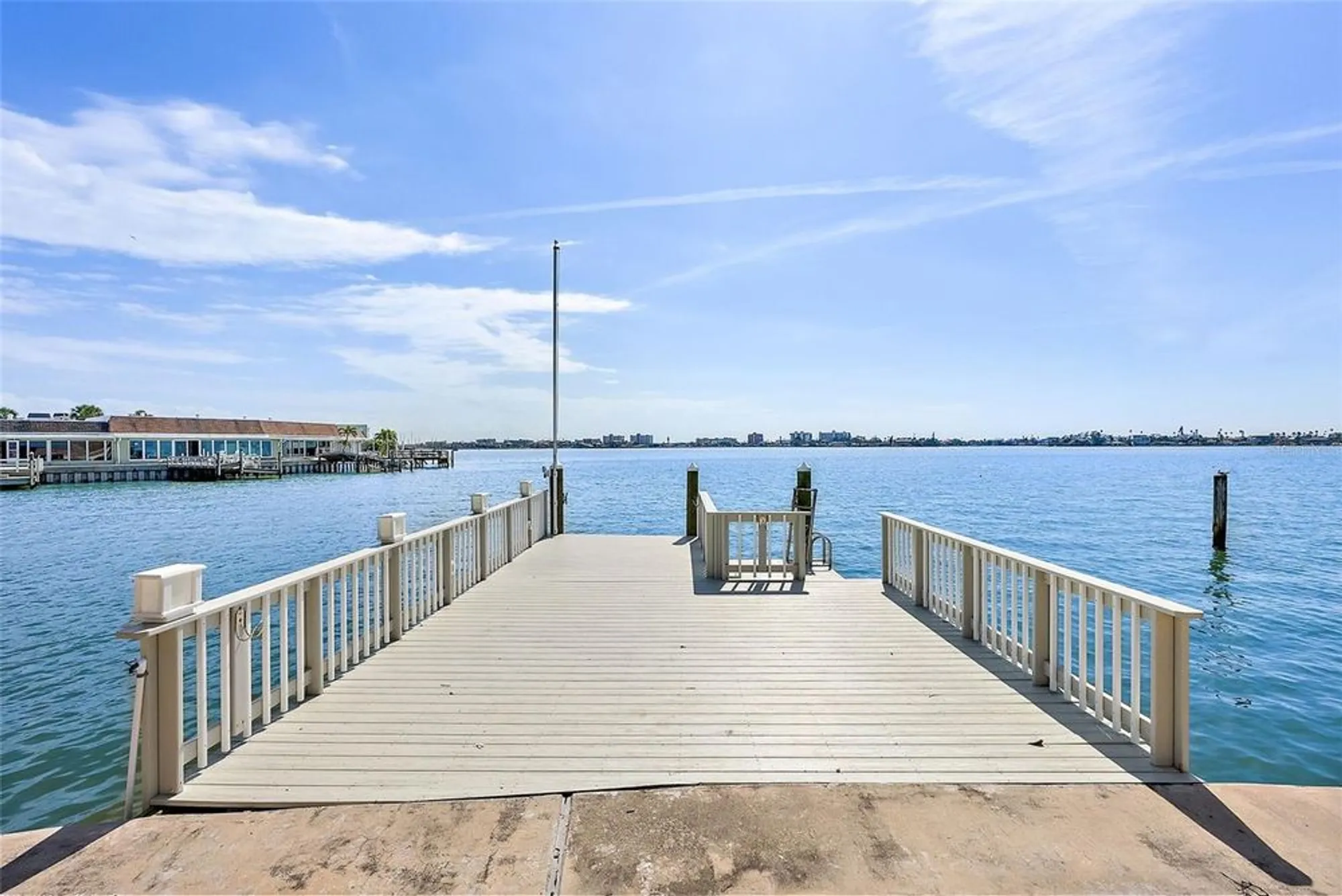 Property Slideshow image 9 of 16 | 672 boca ciega point blvd n, St Petersburg, FL, 33708
