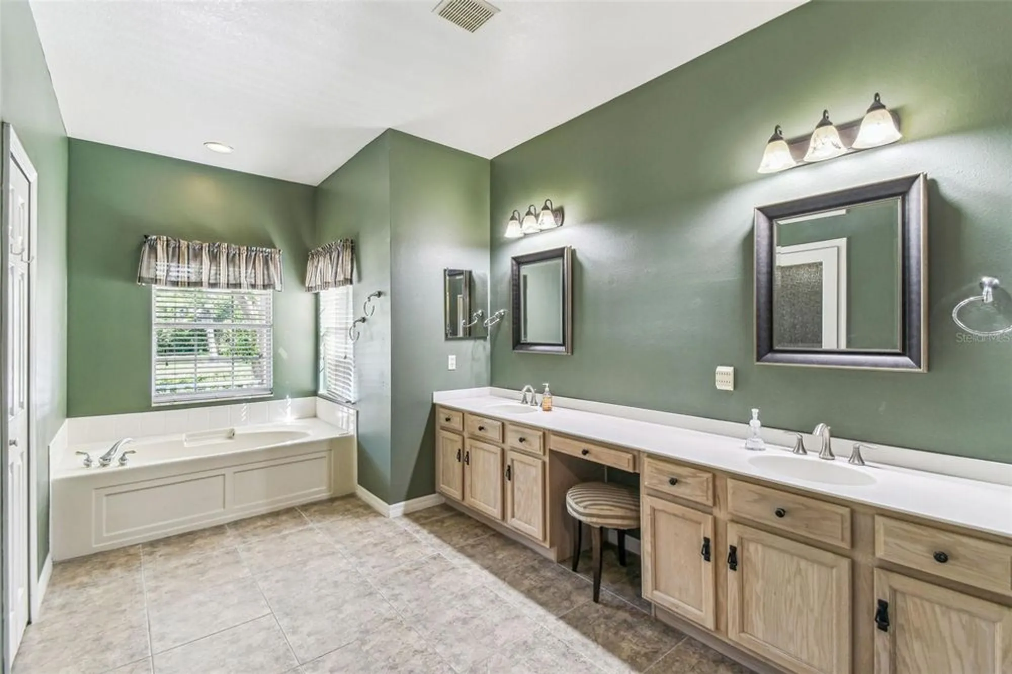 Property Slideshow image 25 of 68 | 759 glendora rd, Kissimmee, FL, 34759