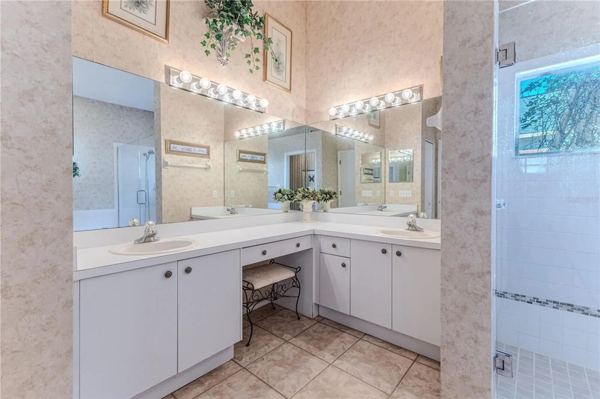 Property Slideshow image 48 of 78 | 2075 quailwood ln, Spring Hill, FL, 34606