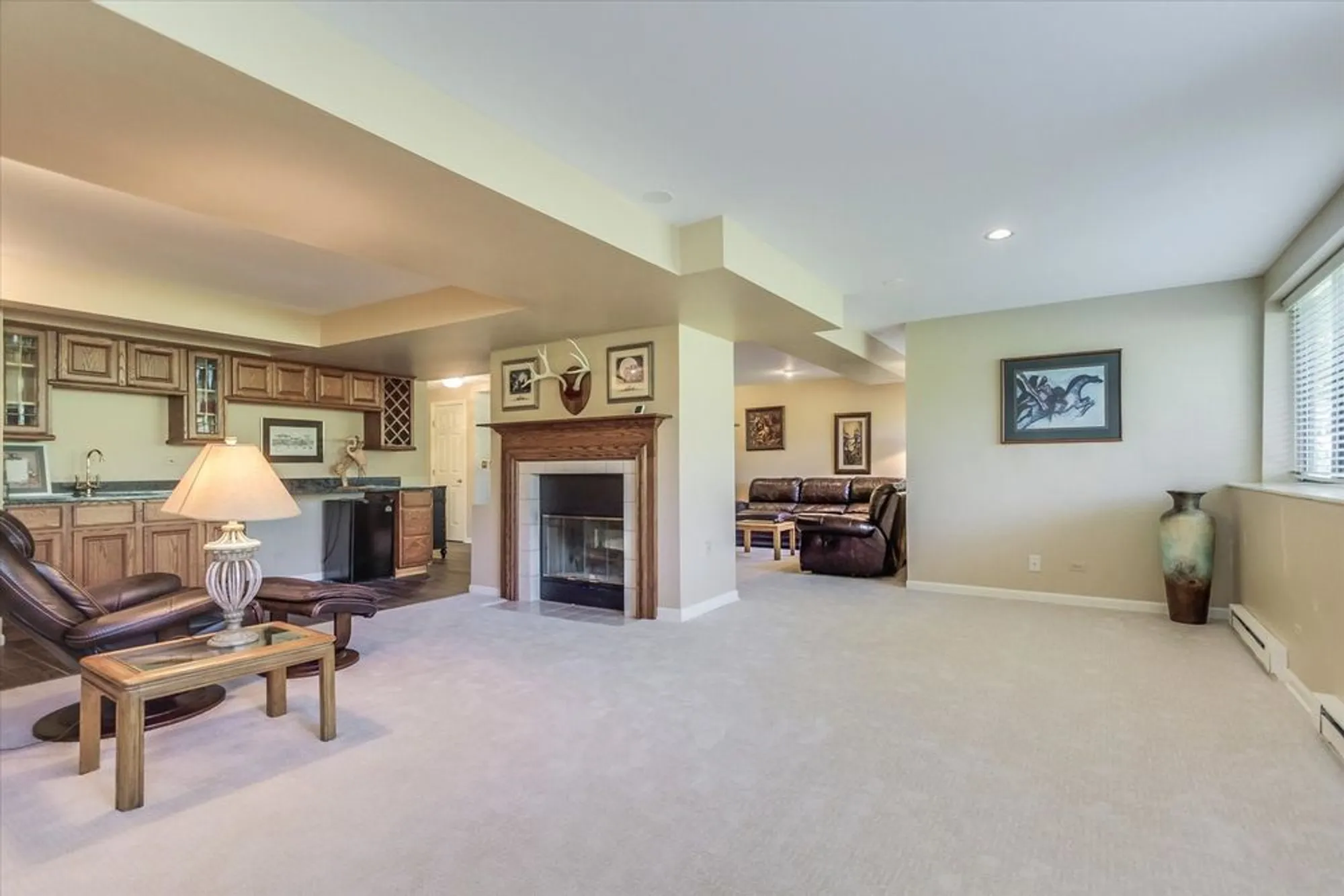 Property Slideshow image 27 of 42 | 970 longmeadow ct, Lake Barrington, IL, 60010