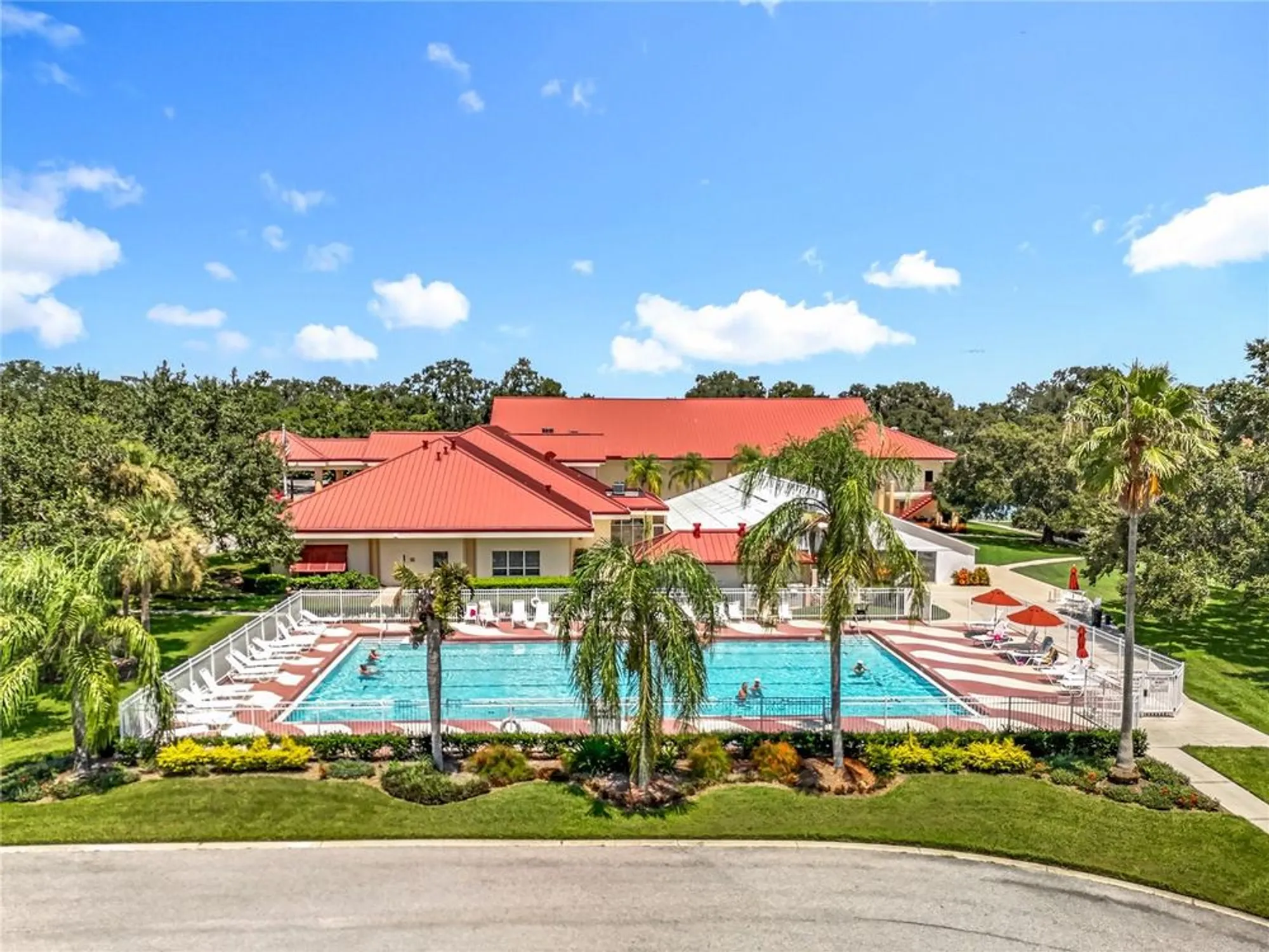 Property Slideshow image 48 of 61 | 26616 racquet cir, Leesburg, FL, 34748