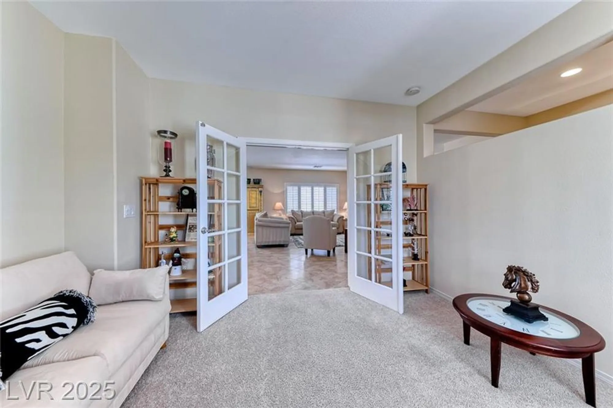 Property Slideshow image 18 of 55 | 2377 baldwinville ct, Henderson, NV, 89044