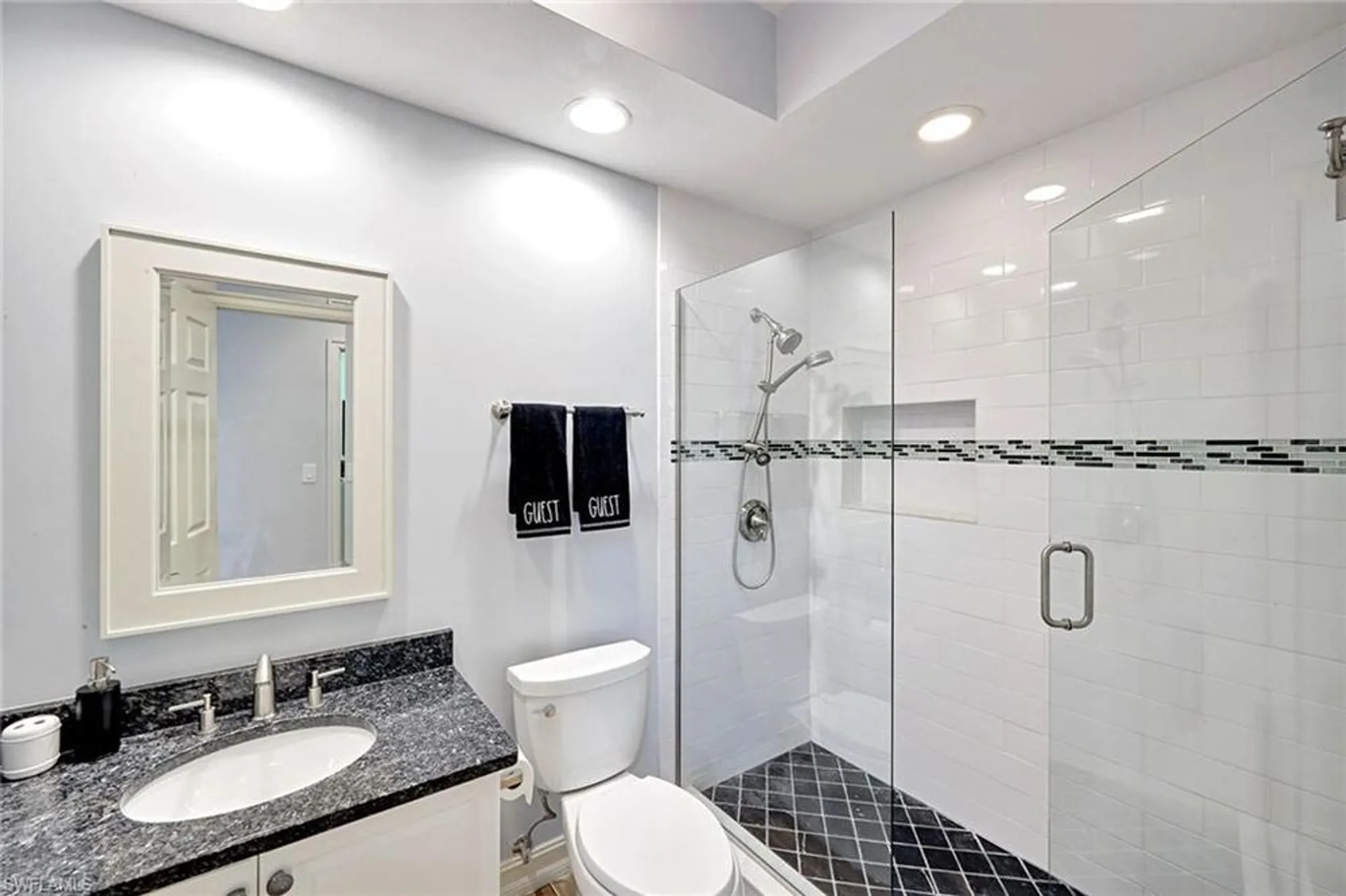 Property Slideshow image 24 of 50 | 24665 canary island ct 201, Bonita Springs, FL, 34134