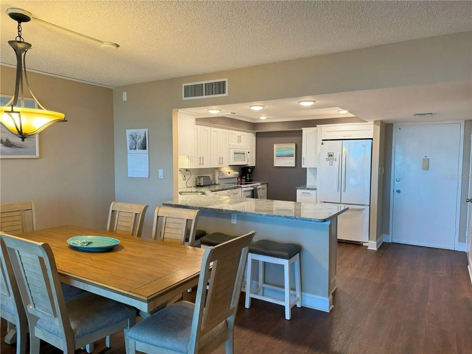 Property Slideshow image 5 of 22 | 7400 sun island dr 603, South Pasadena, FL, 33707