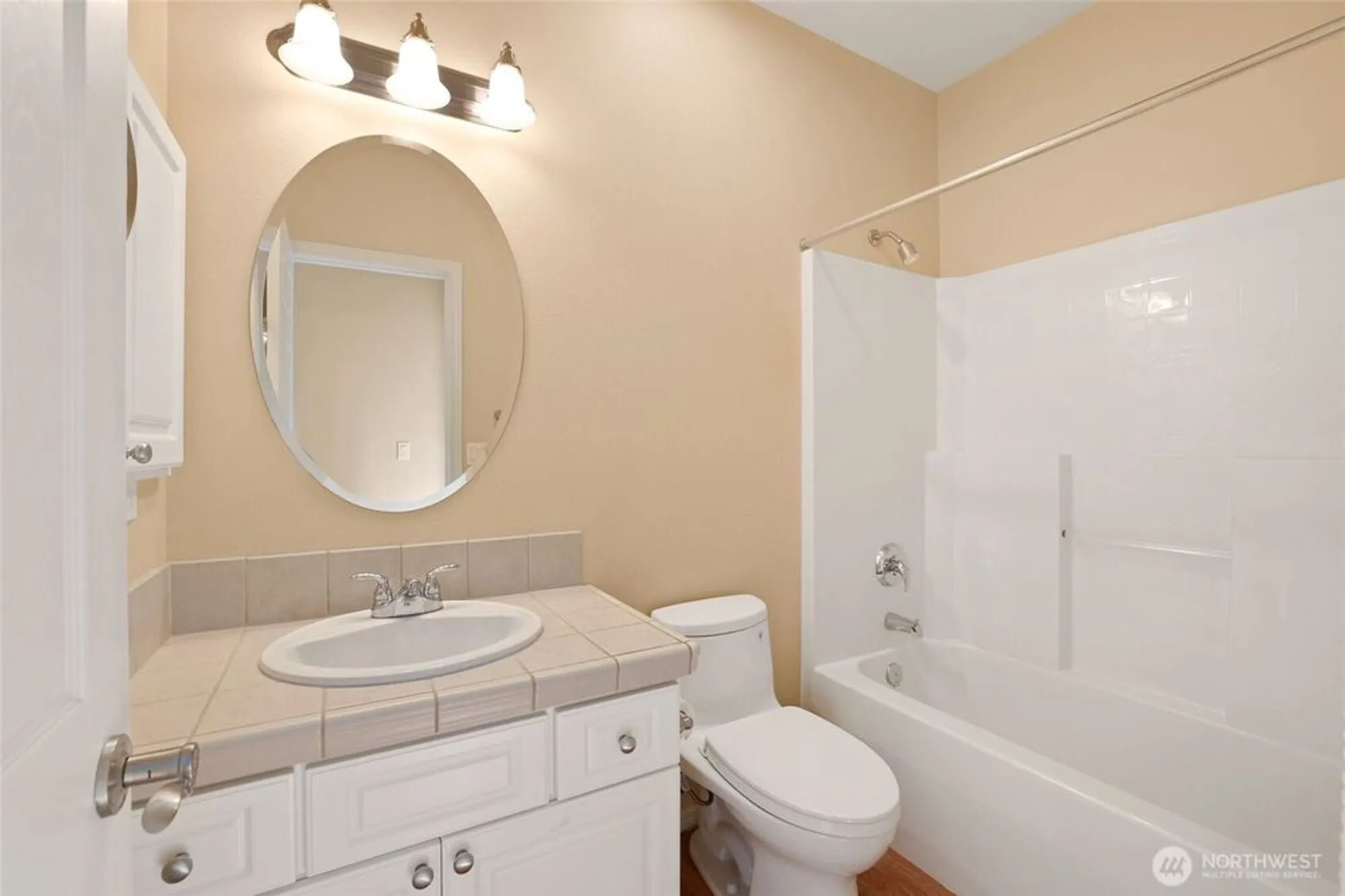 Property Slideshow image 17 of 37 | 4316 harstene st, Lacey, WA, 98516