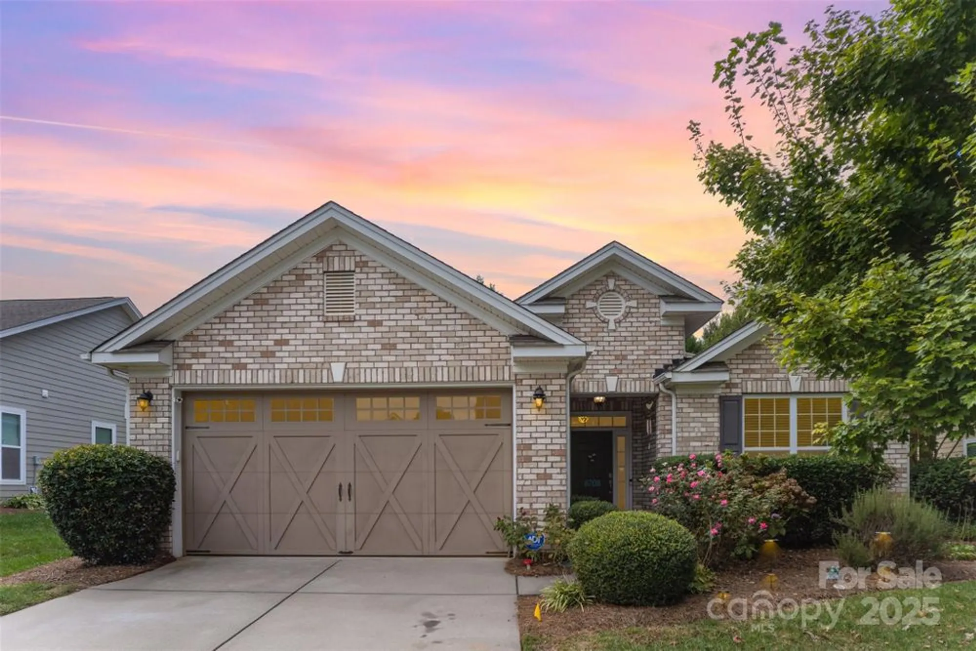 Property Slideshow image 1 of 36 | 8708 artesa mill ln, Charlotte, NC, 28214