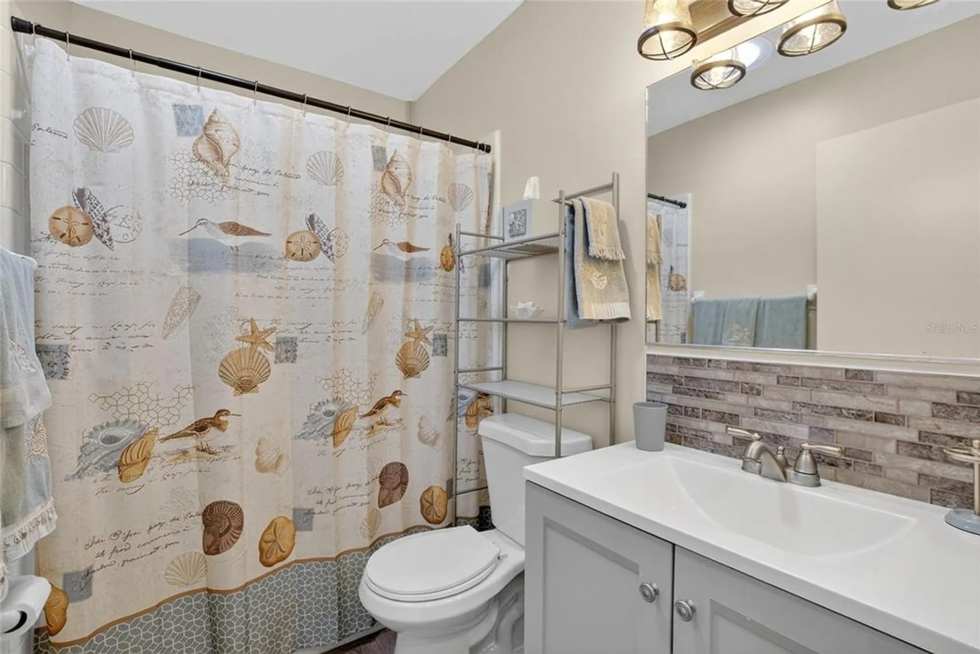 Property Slideshow image 17 of 62 | 2248 greenwich dr # 64, Sun City Center, FL, 33573