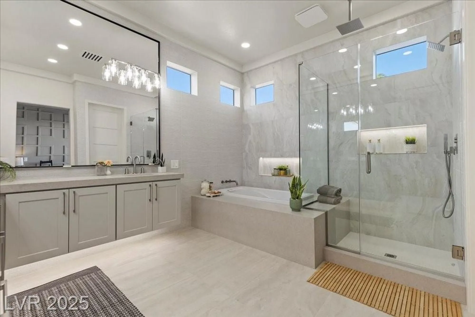 Property Slideshow image 37 of 78 | 2508 faiss dr, Las Vegas, NV, 89134