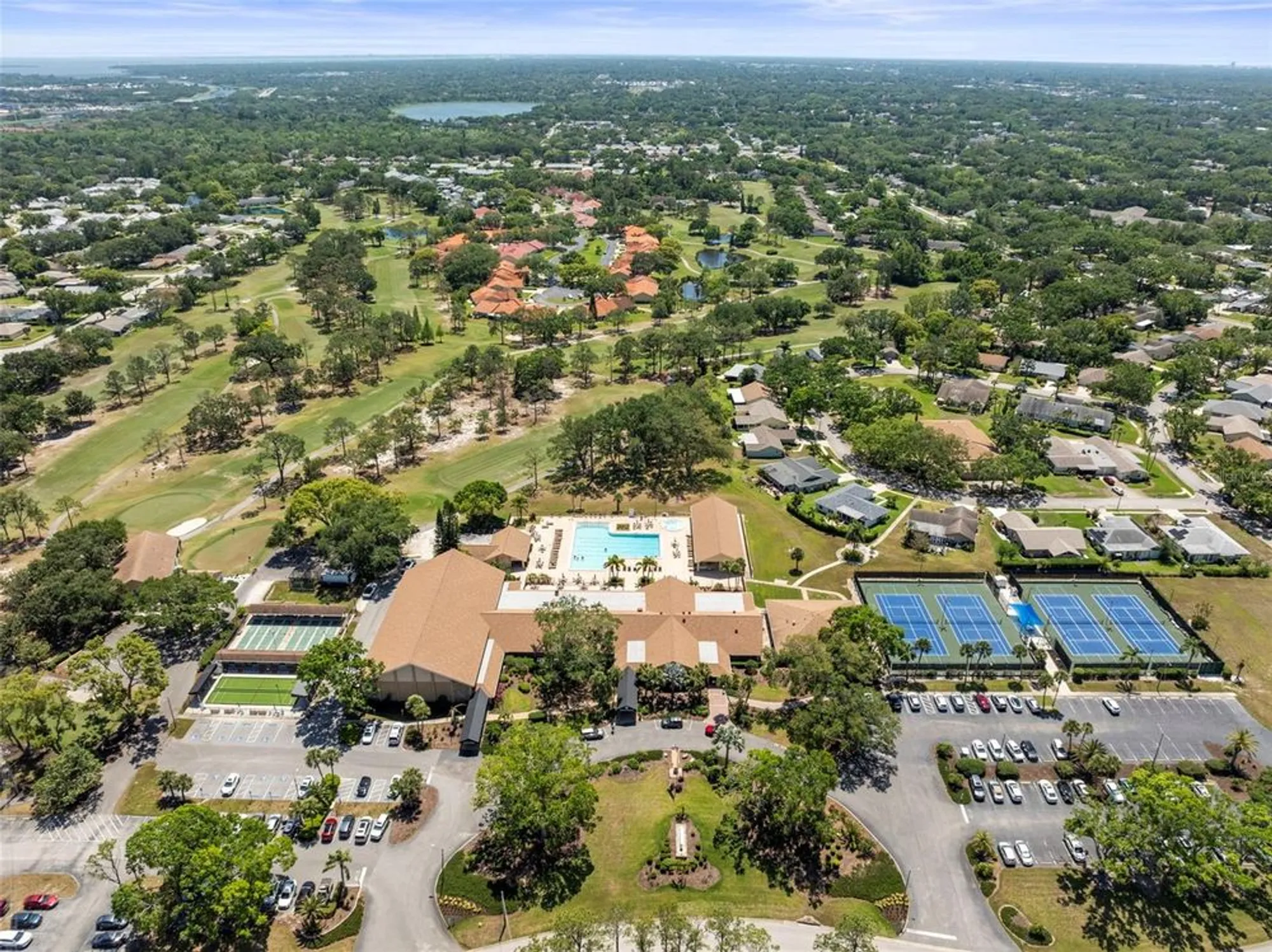 Property Slideshow image 6 of 32 | 2735 sherbrooke ln d, Palm Harbor, FL, 34684