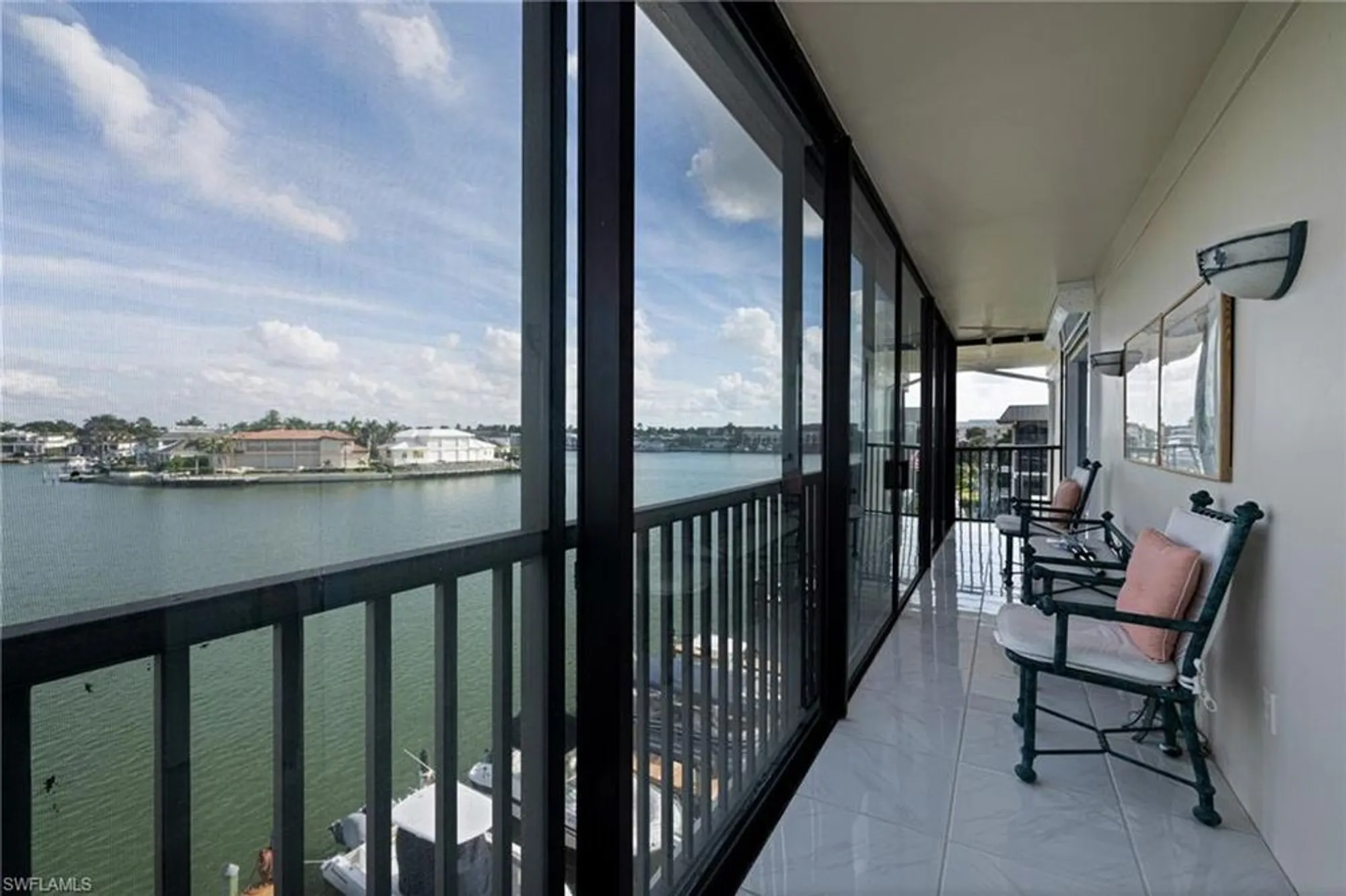 Property Slideshow image 29 of 49 | 3200 gulf shore blvd 401, Naples, FL, 34103