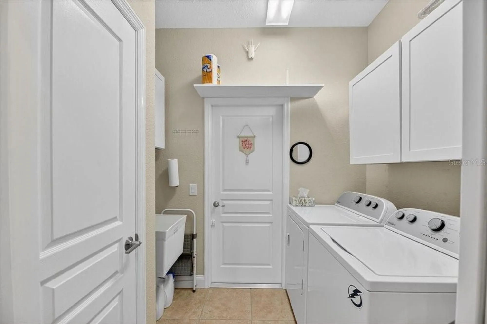 Property Slideshow image 38 of 59 | 8147 lake james dr, Lakeland, FL, 33810