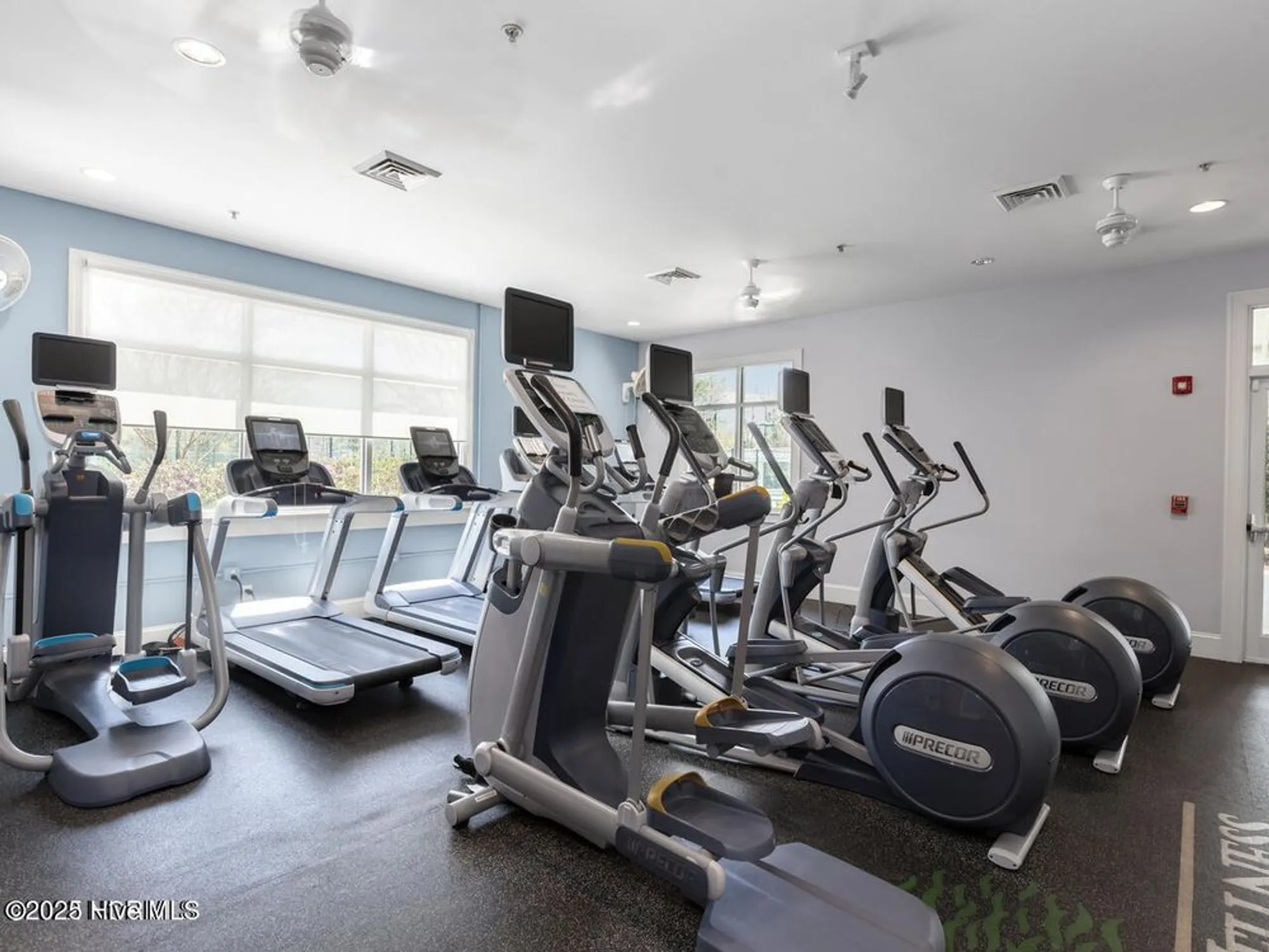 Property Slideshow image 39 of 46 | 2115 villamar dr, Leland, NC, 28451