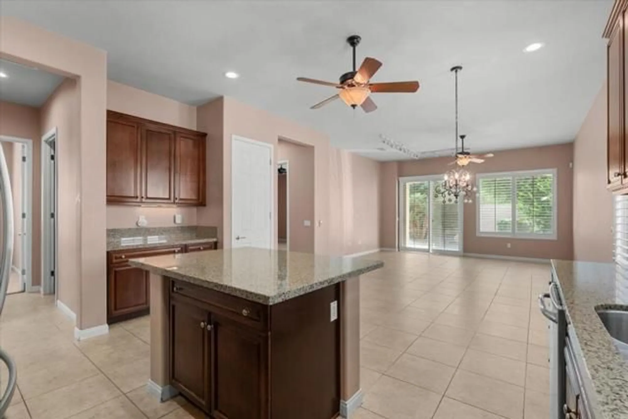 Property Slideshow image 9 of 24 | 81543 avenida de baile, Indio, CA, 92203