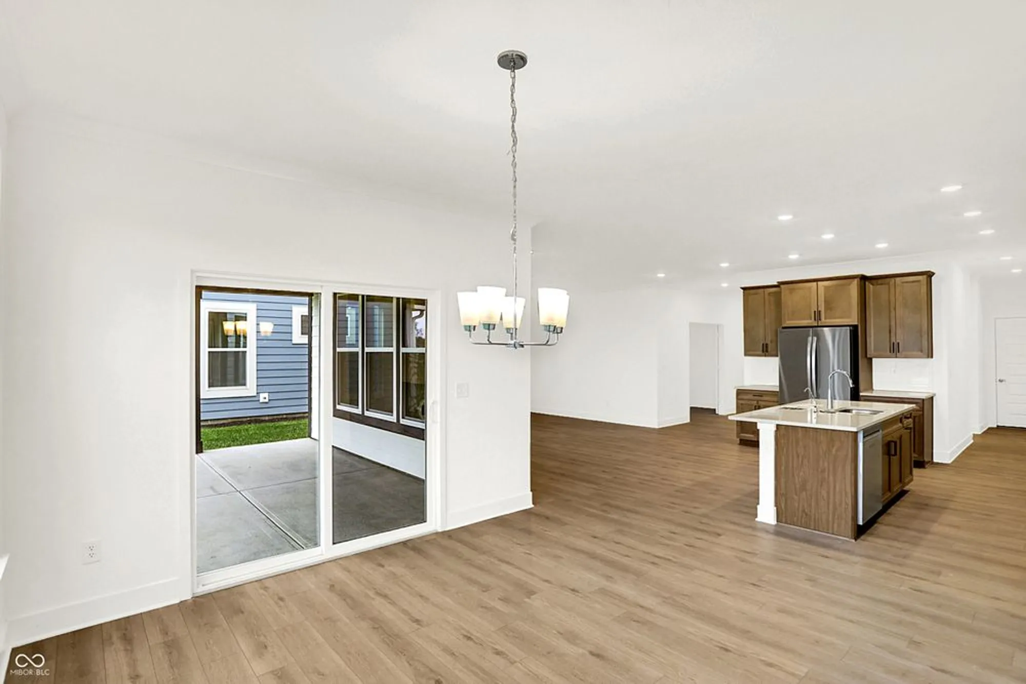 Property Slideshow image 26 of 52 | 5076 foxley park ln, Avon, IN, 46123