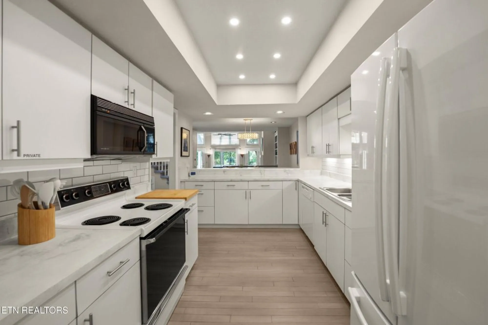 Property Slideshow image 37 of 45 | 213 dorchester ct, Crossville, TN, 38558