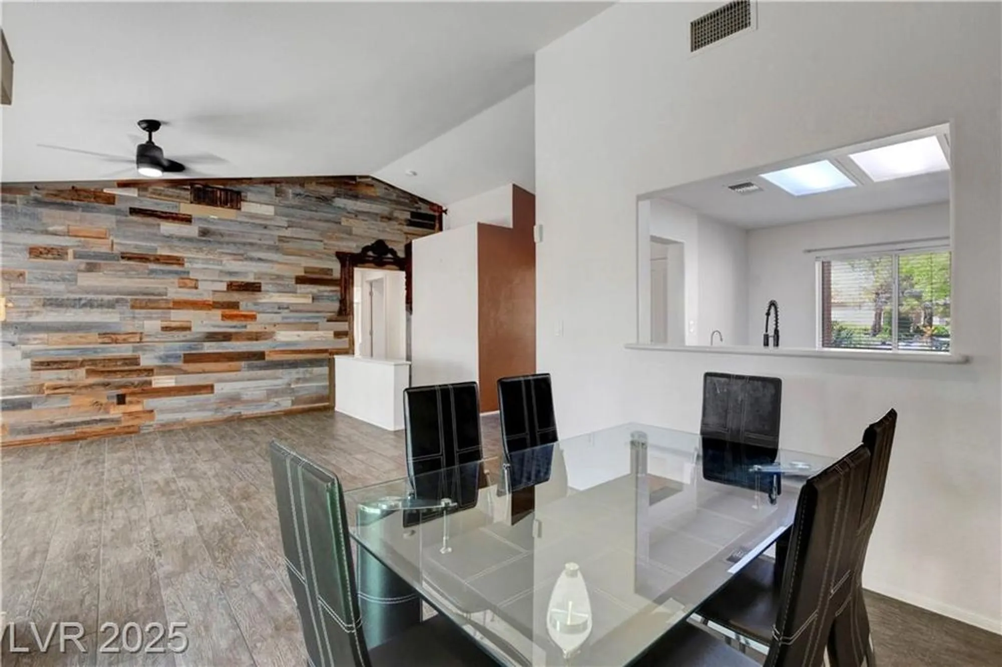 Property Slideshow image 25 of 58 | 9929 hemet dr, Las Vegas, NV, 89134