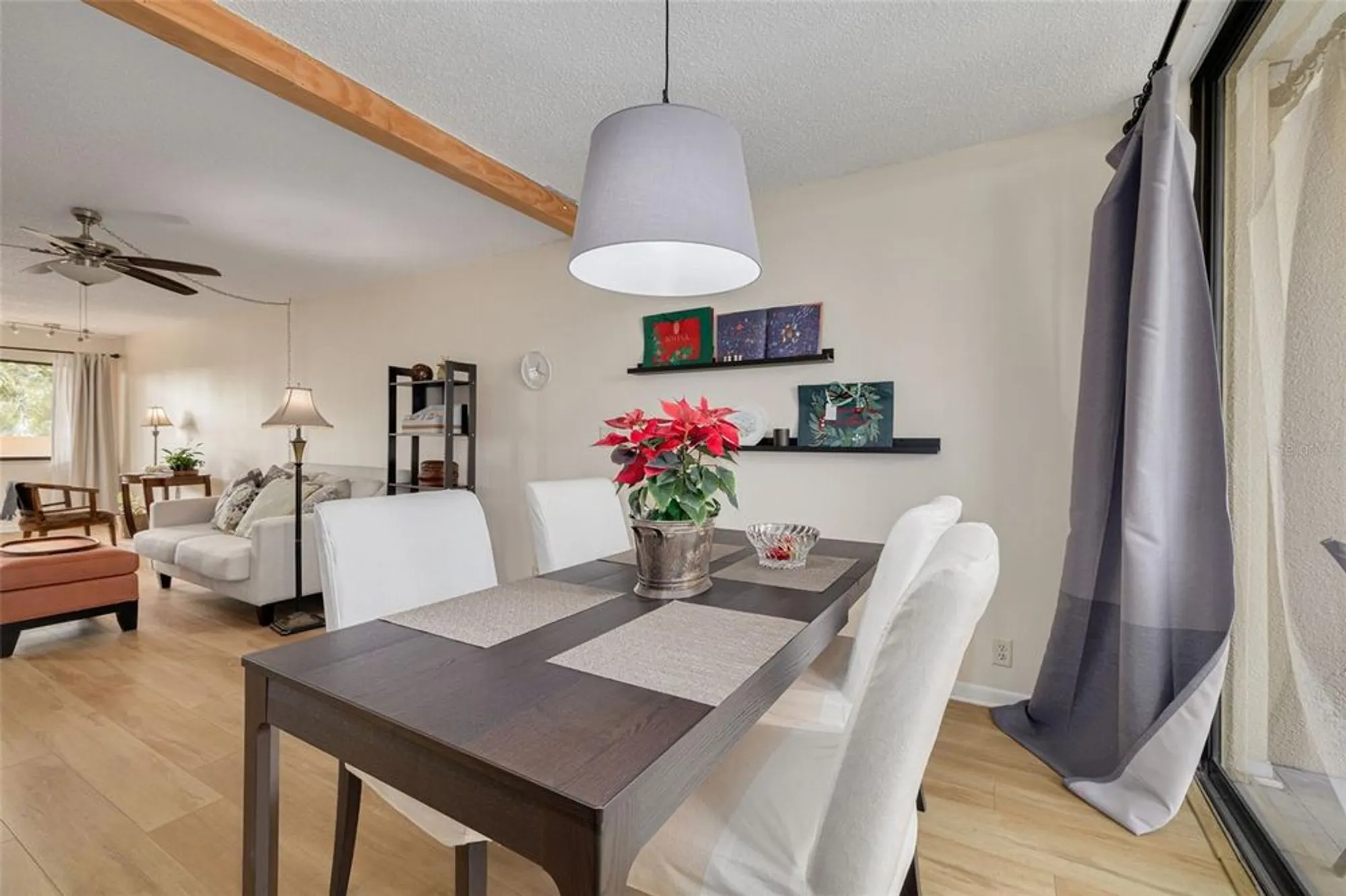 Property Slideshow image 6 of 29 | 3062 eastland blvd 406, Clearwater, FL, 33761