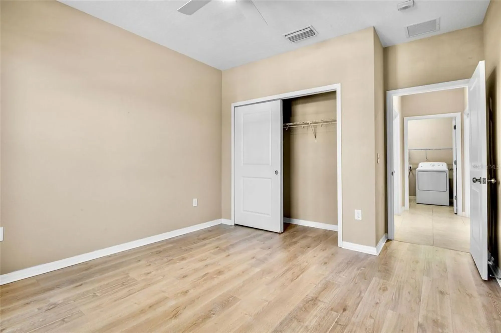 Property Slideshow image 23 of 49 | 5425 cicerone st 103, Sarasota, FL, 34238