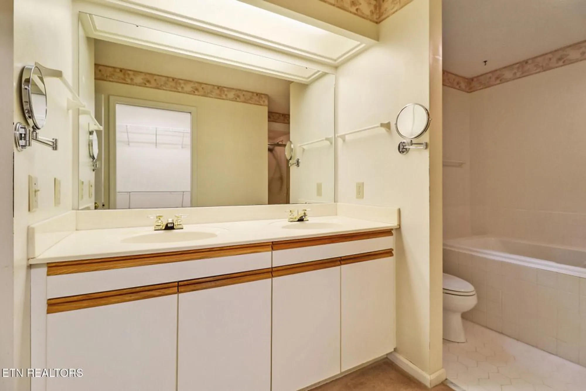 Property Slideshow image 31 of 39 | 151 saint george dr, Crossville, TN, 38558