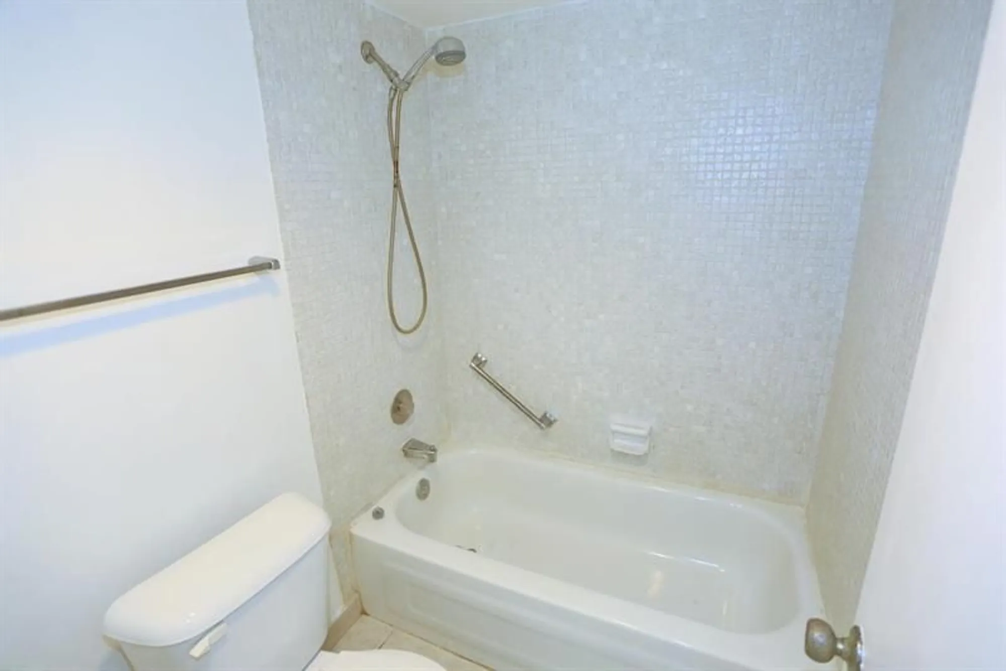 Property Slideshow image 21 of 30 | 9151 lime bay blvd 310, Tamarac, FL, 33321