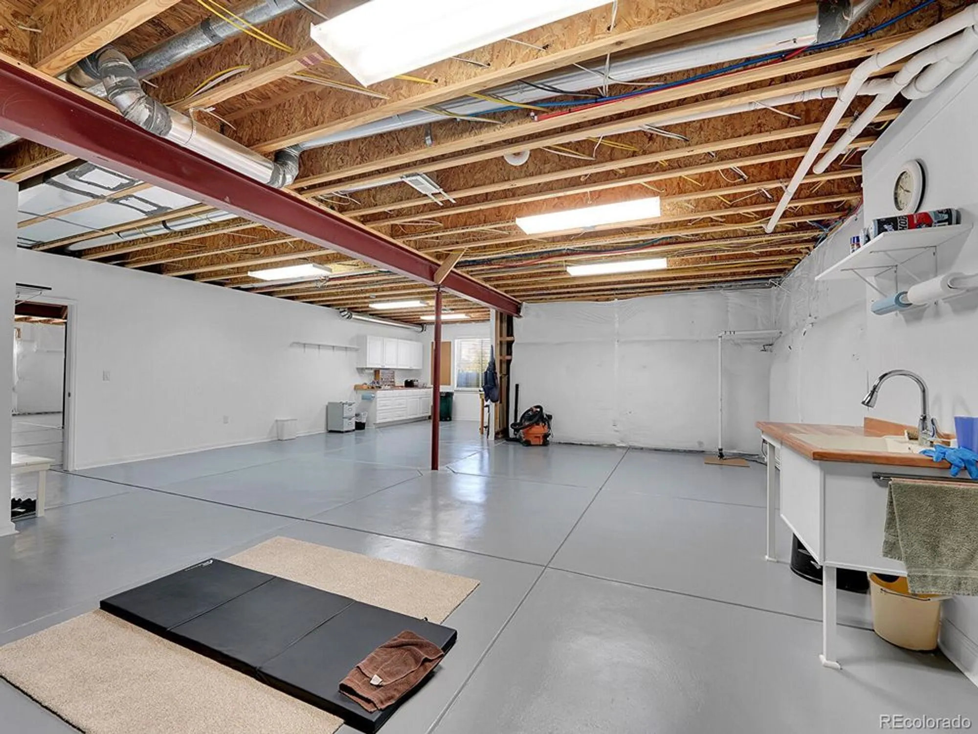 Property Slideshow image 31 of 47 | 23071 e del norte cir, Aurora, CO, 80016